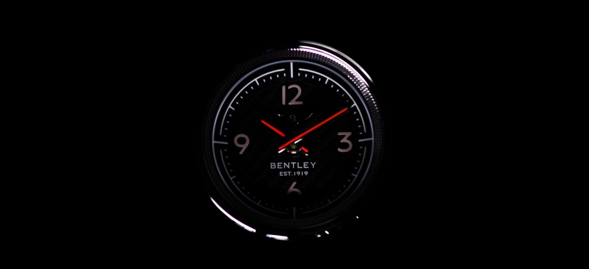 2021 Bentley Bentayga Teased, Debuts June 30th