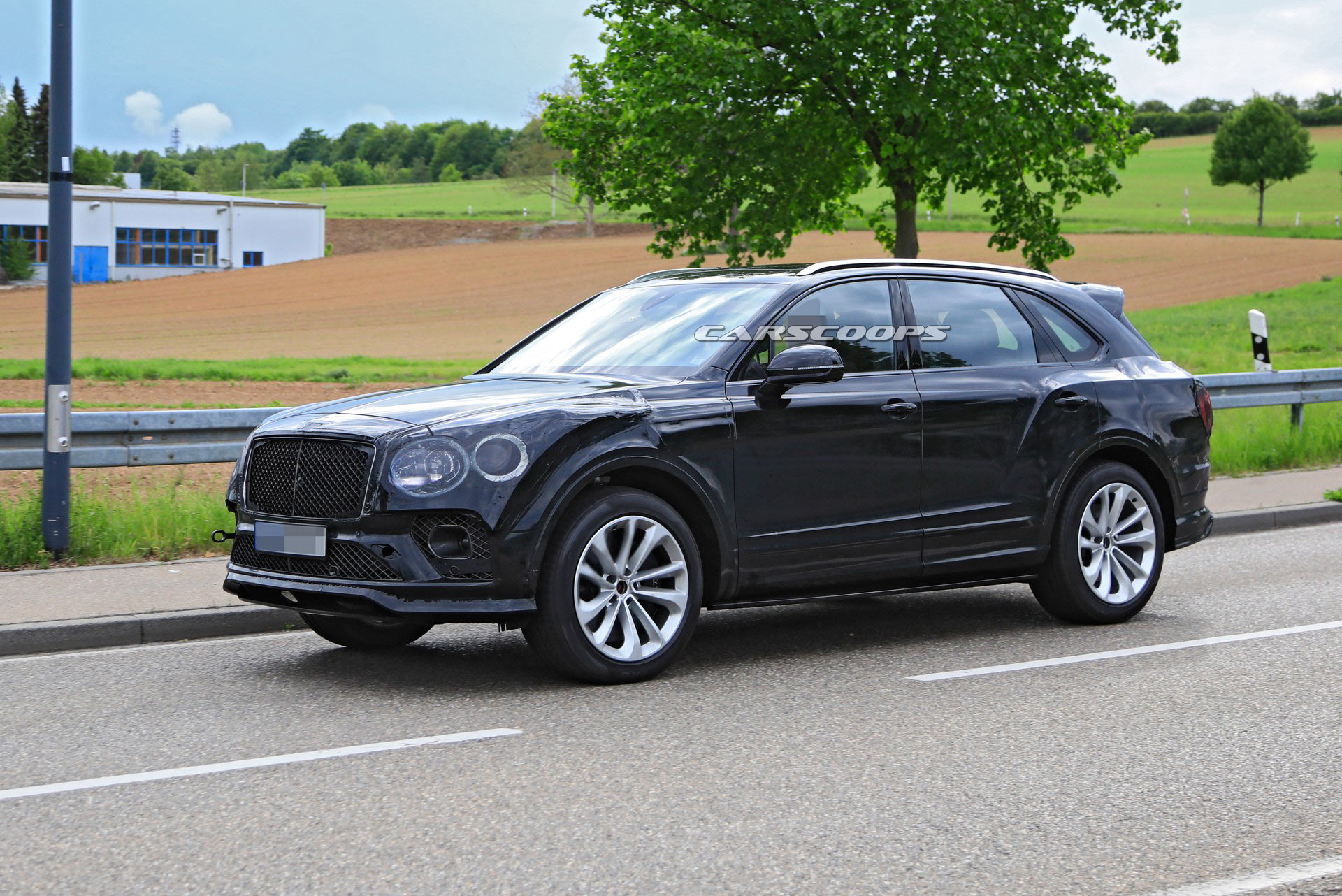 2021 Bentley Bentayga Facelift Aims To Make A Stodgy Old Brit A Bit Sportier