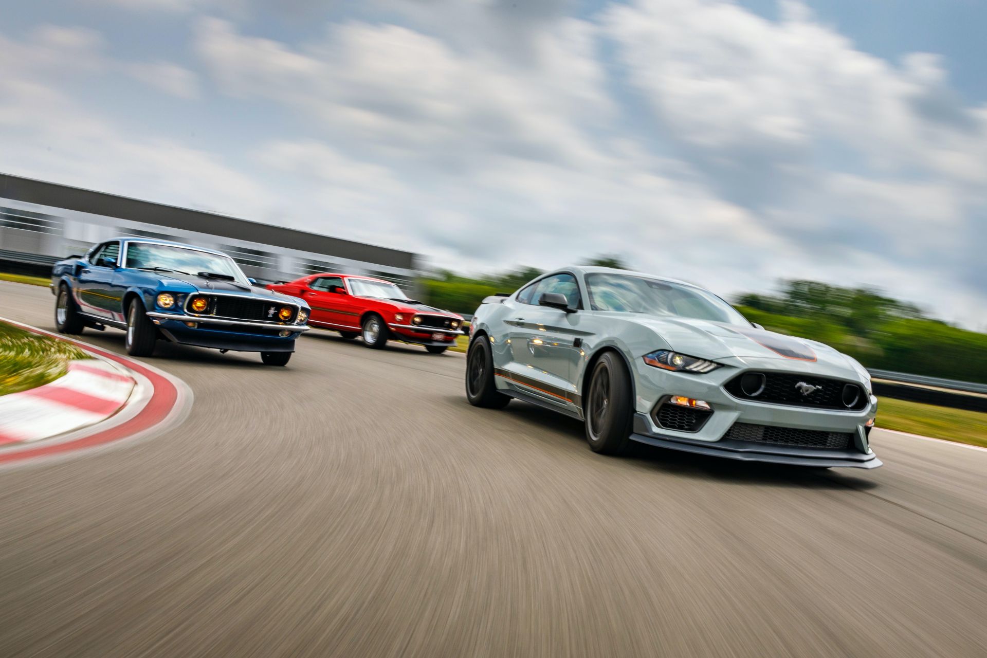 2021 Ford Mustang Mach 1 Is Back, Combines 480 HP V8 With Shelby GT350 Goodies
