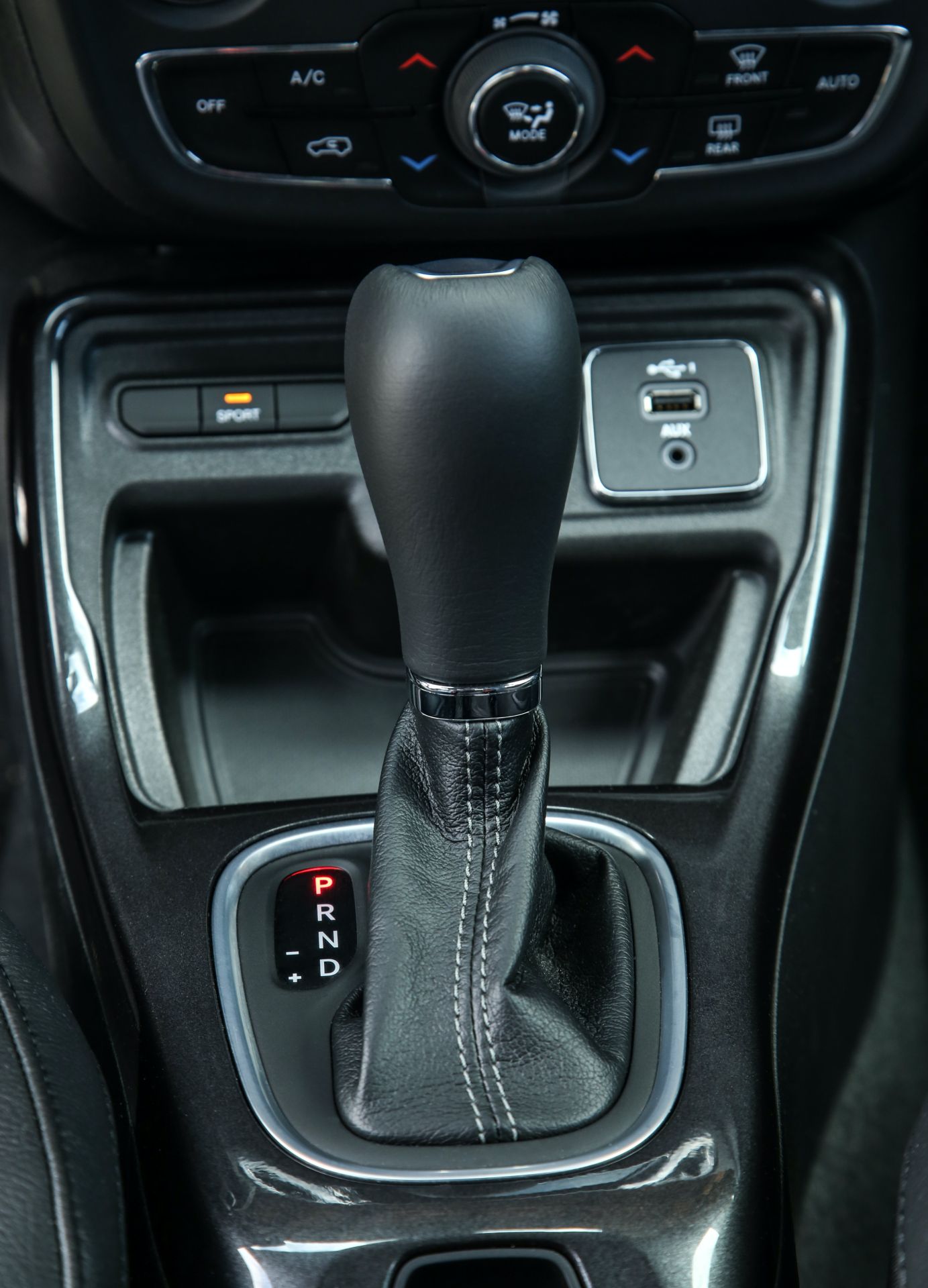 ‘Tu Vuò Fà L’Americano’: Europe’s 2021 Jeep Compass Is An Italian Posing As An American