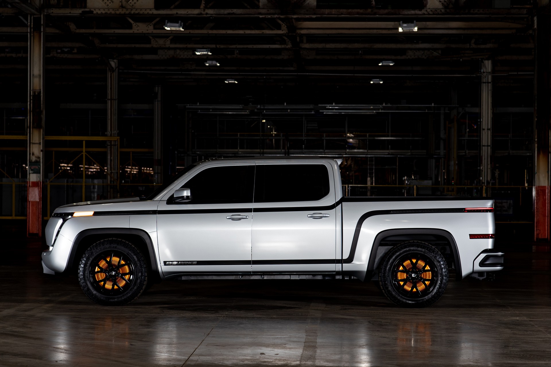 Lordstown Endurance Interior Revealed With Three Screens