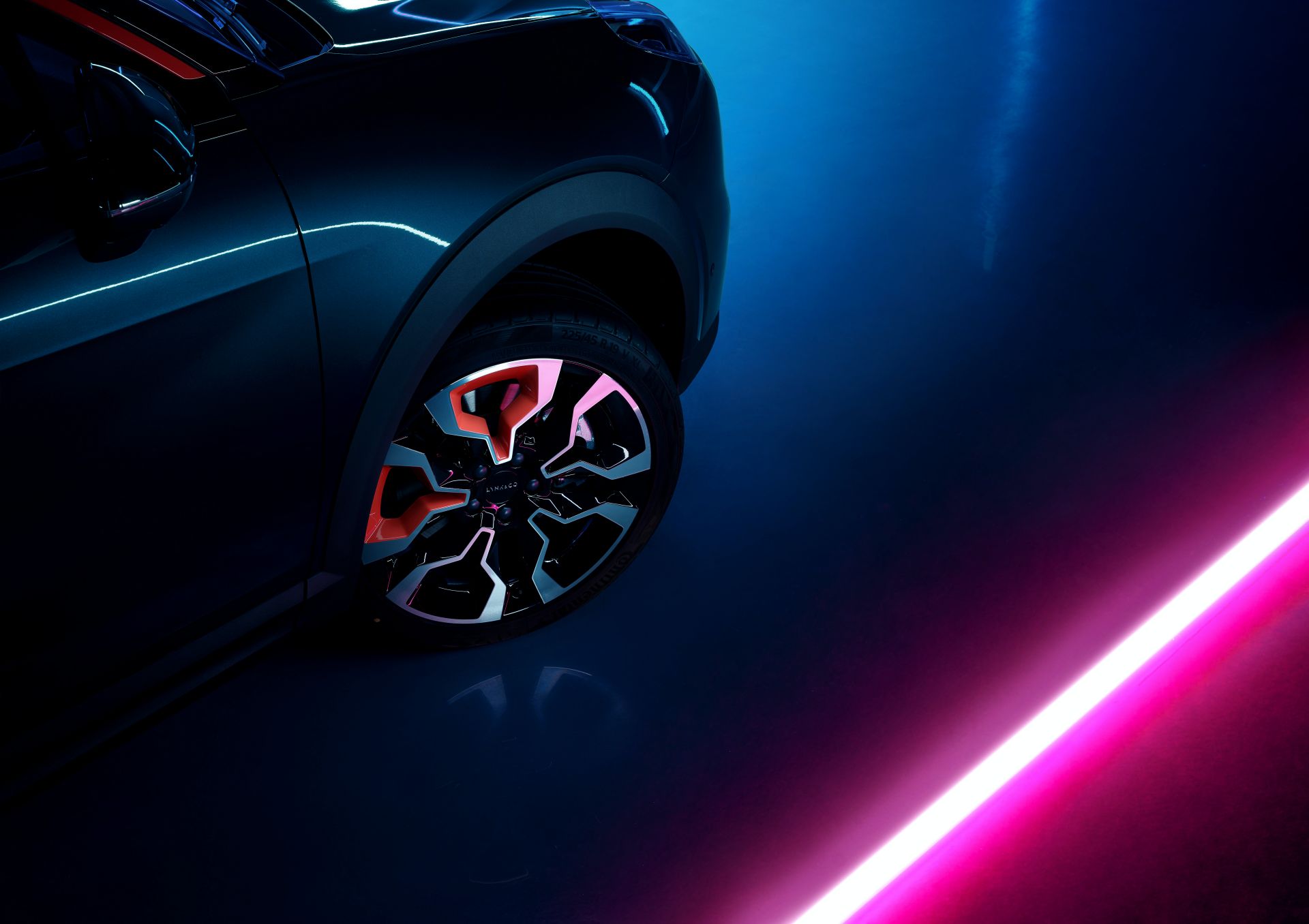 Lynk & Co 06 Revealed As A New Compact SUV For The Chinese Market