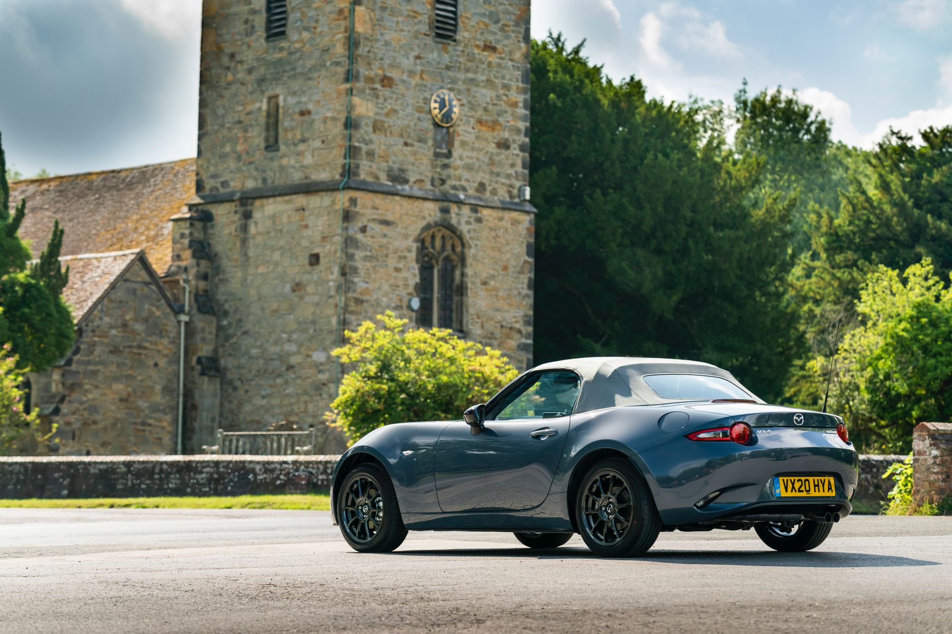 Mazda UK’s MX-5 R-Sport Limited Edition Stars In Cool Photoshoot