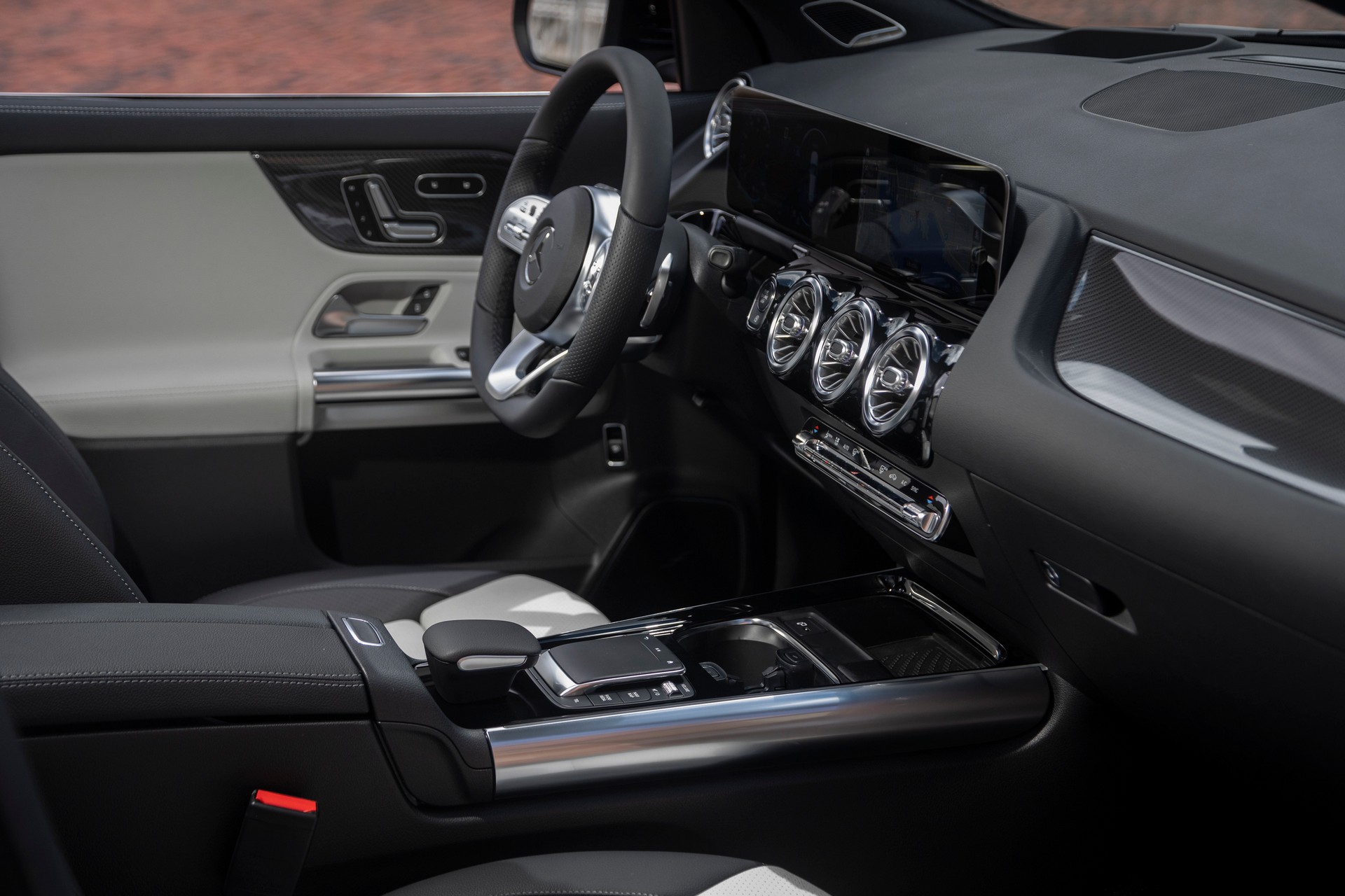 2021 Mercedes GLA Arrives In America For A Little Over $36k