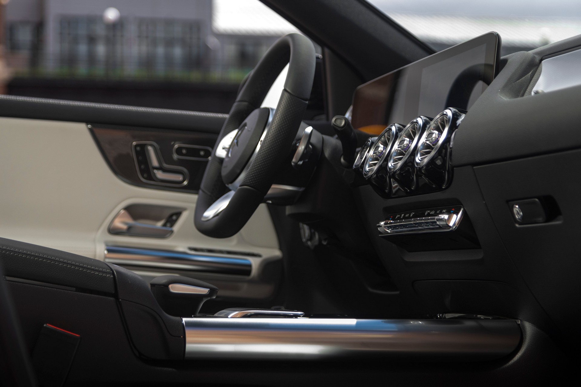 2021 Mercedes GLA Arrives In America For A Little Over $36k