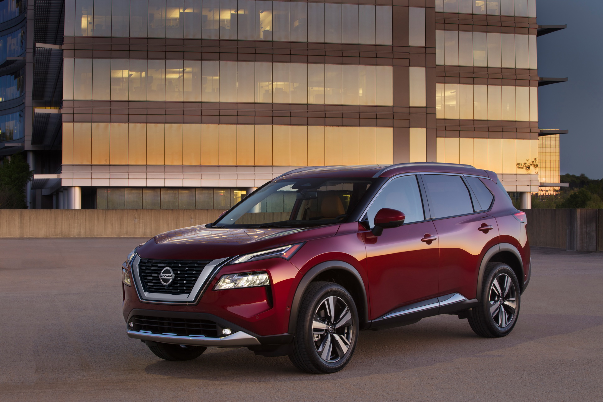 The All-New 2021 Nissan Rogue Is A Roomy, Clever Compact SUV With An Edgy Face