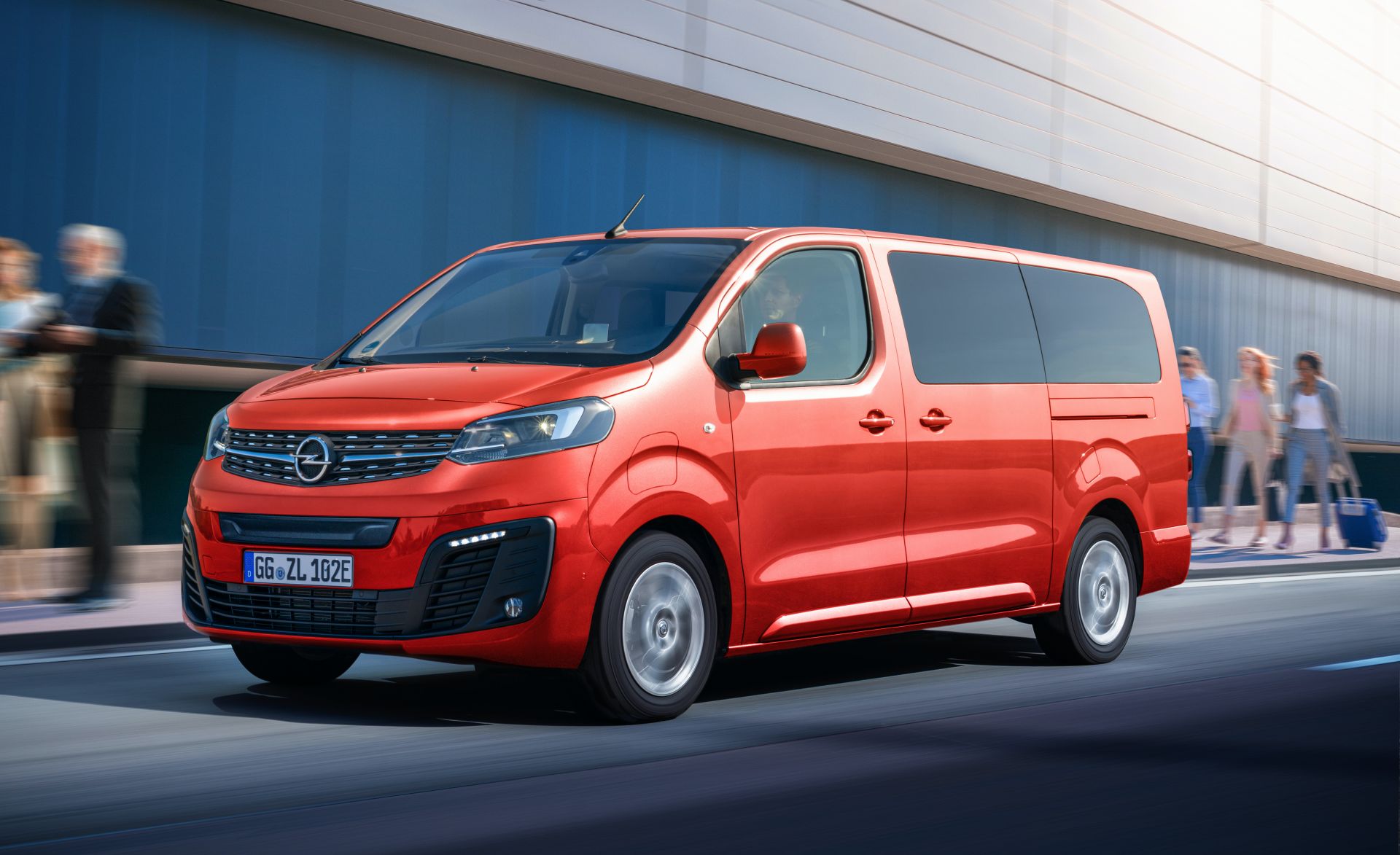 Opel And Vauxhall Unveil Zafira-e Life Electric MPV With Optional 205-Mile Range