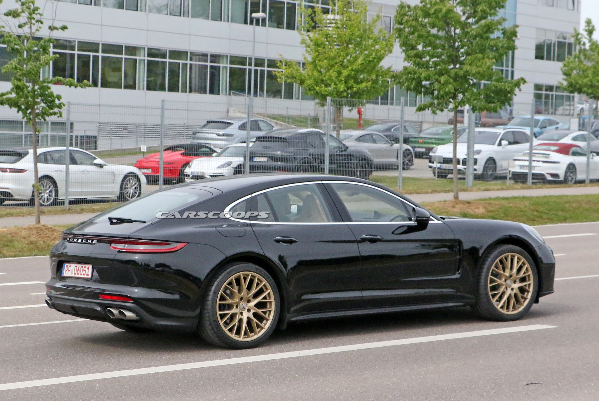 2021 Porsche Panamera Sports Golden Wheels, Barely Noticeable Styling Changes