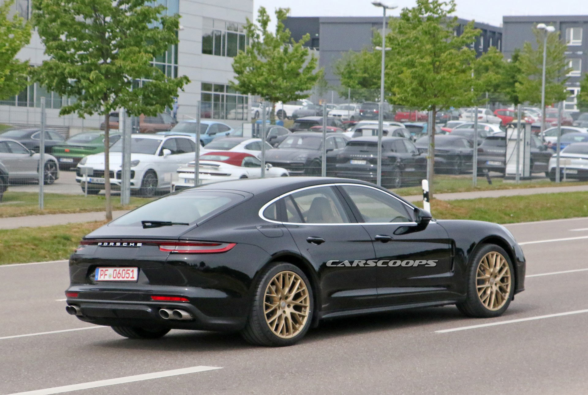 2021 Porsche Panamera Sports Golden Wheels, Barely Noticeable Styling Changes