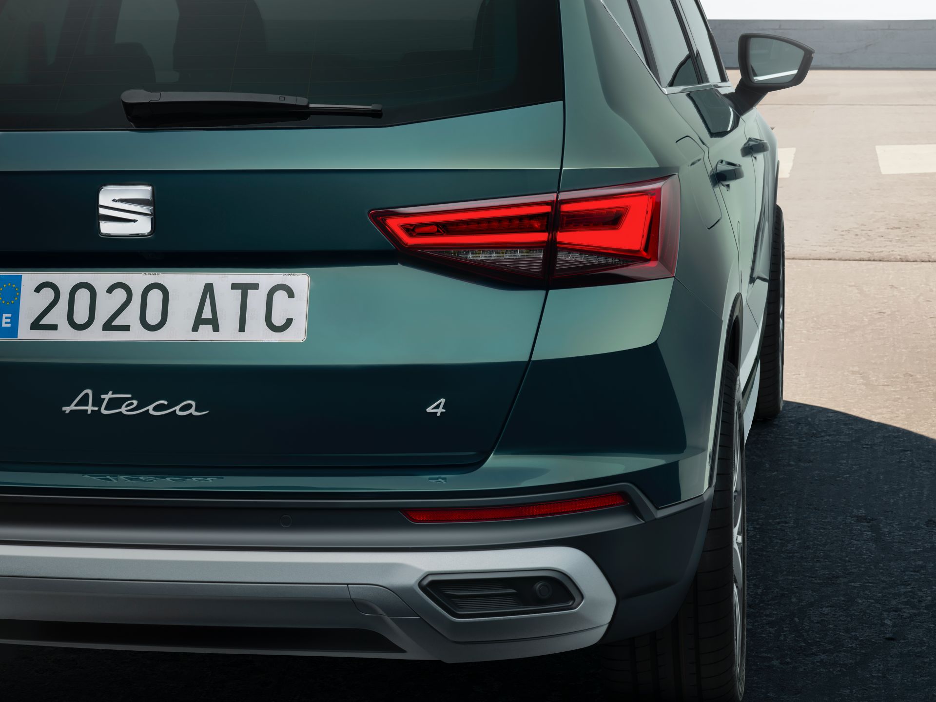 2021 SEAT Ateca Breaks Cover With Subtle Styling Tweaks, Major Tech Overhaul
