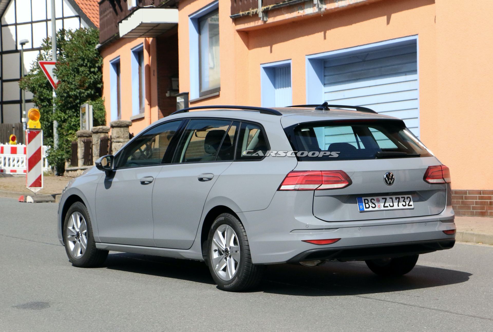 2021 VW Golf Variant Throws Away Its Camouflage As It Hides In Plain Sight