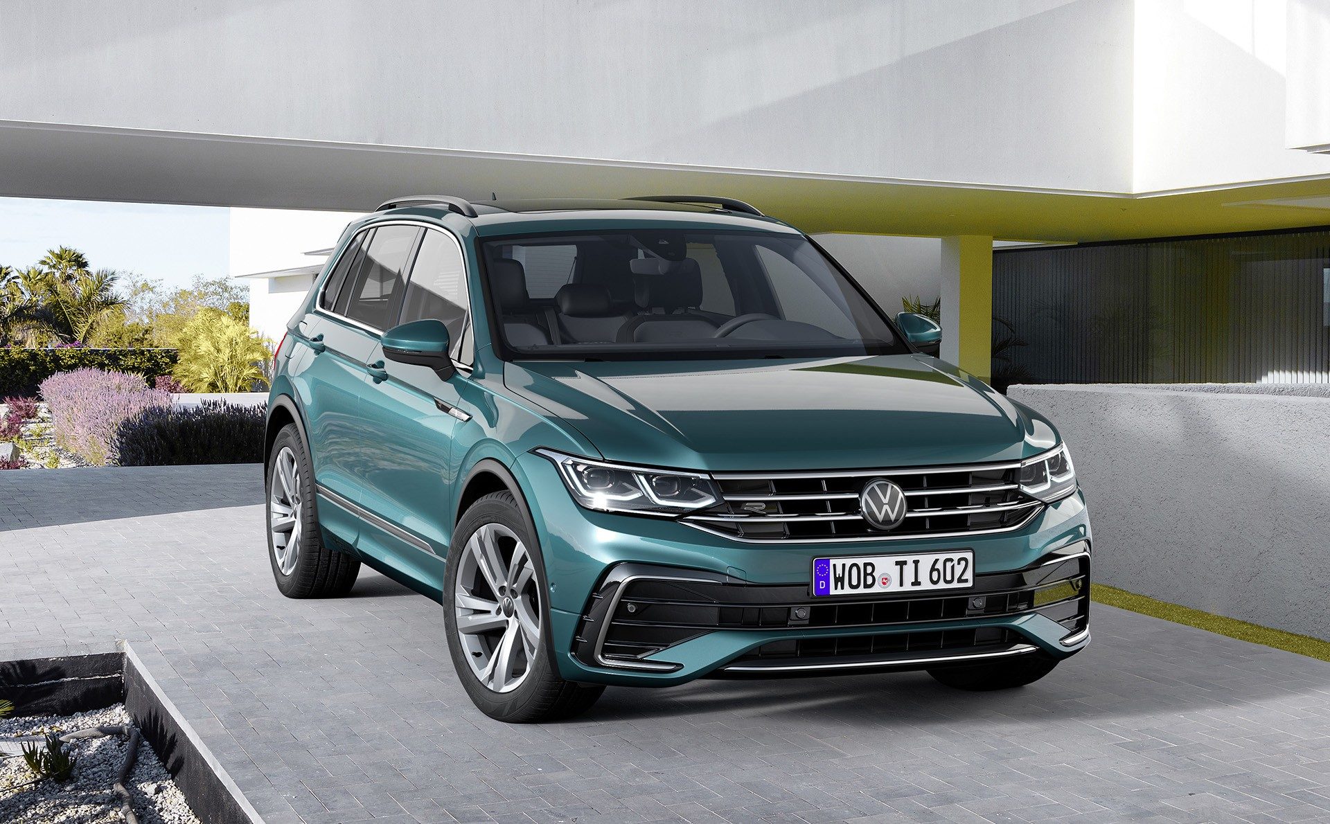 2021 VW Tiguan Facelift Debuts With New R Variant Pumping Out 316 HP