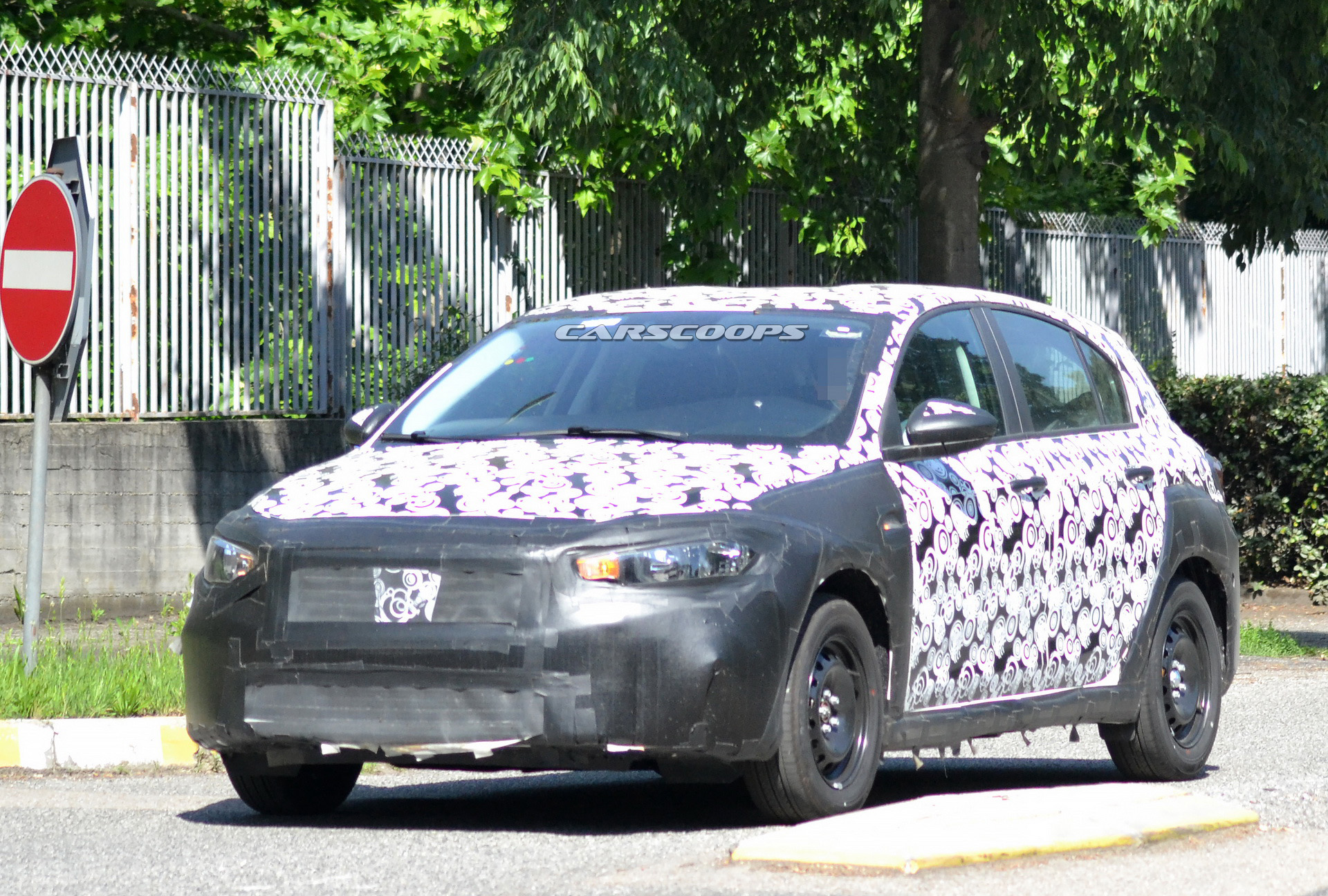 2021 Fiat Tipo Facelift Might Get A Jacked-Up ‘Cross’ Version