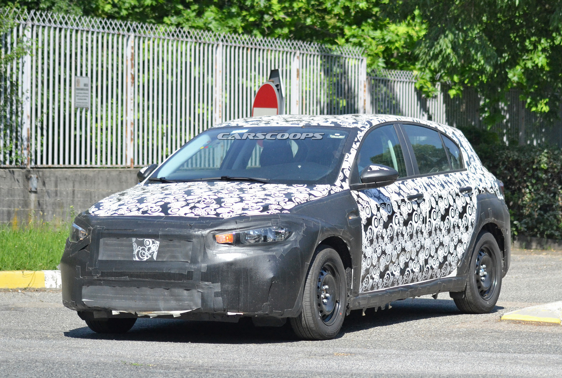 2021 Fiat Tipo Facelift Might Get A Jacked-Up ‘Cross’ Version