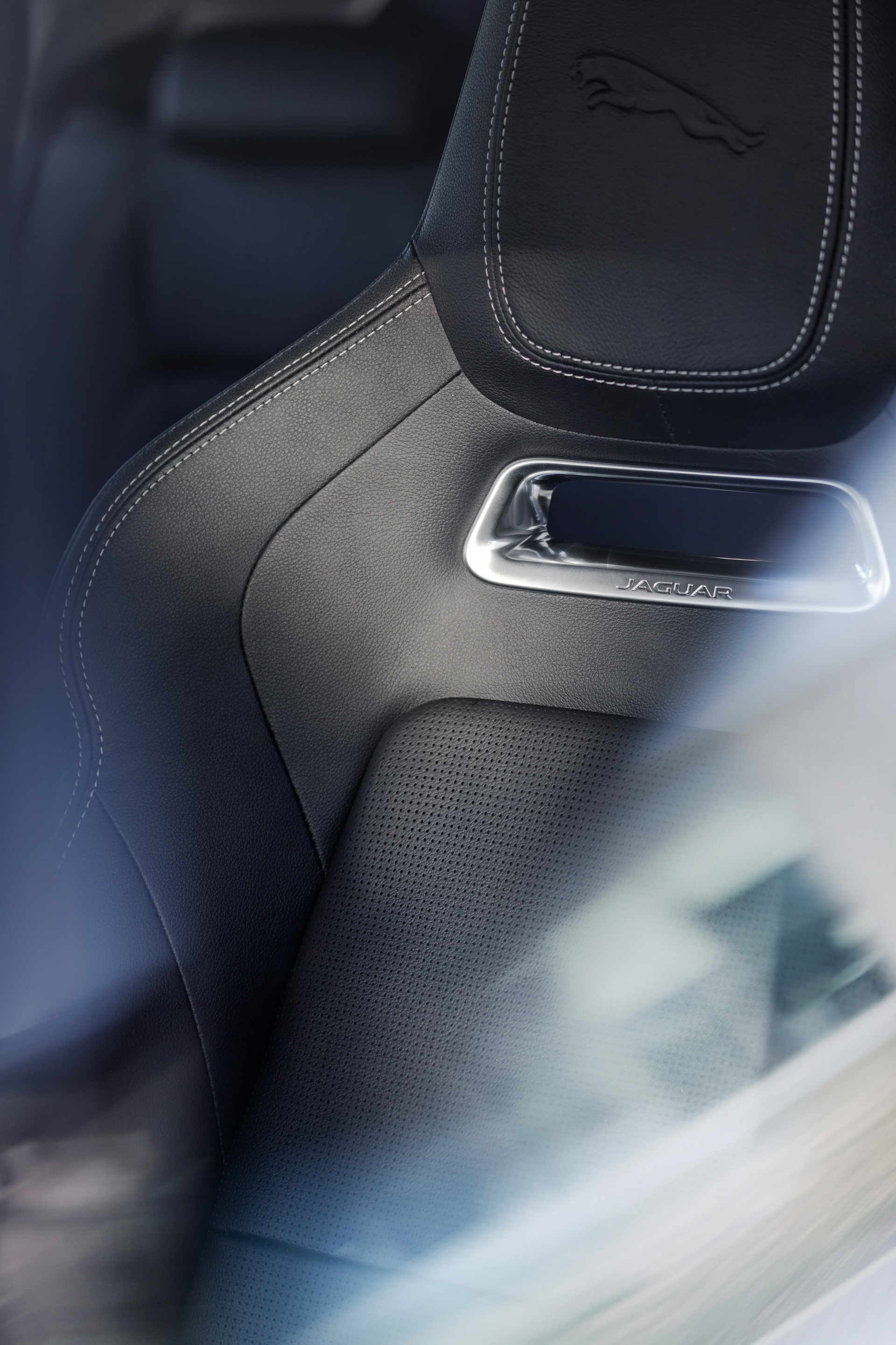 2021 Jaguar I-Pace Unveiled With More Tech, New Visuals