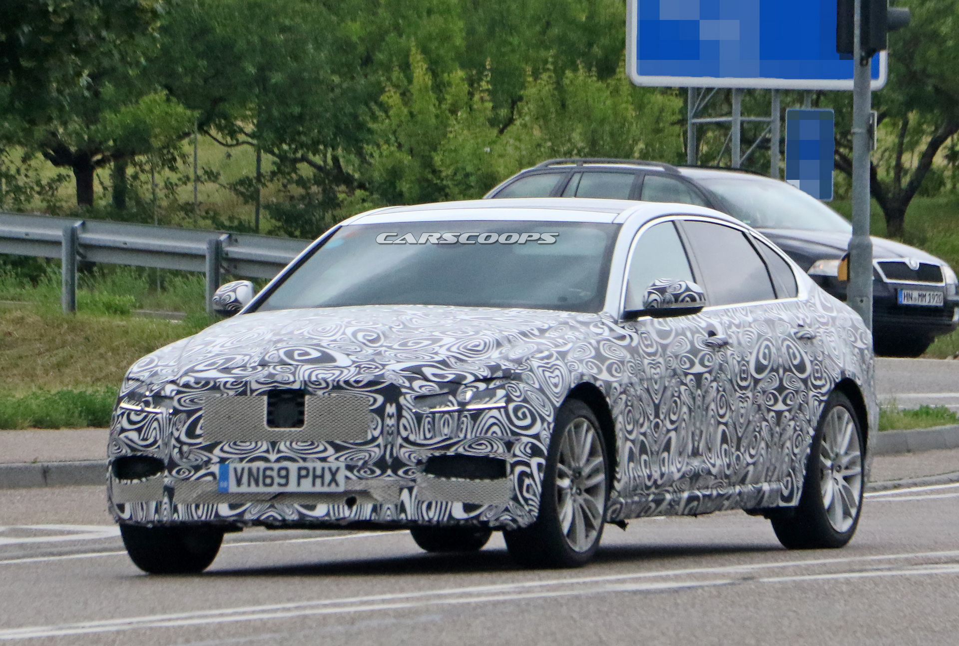 2021 Jaguar XF L And Sportbrake Come Out Of Hiding, Get Caught Out In The Open