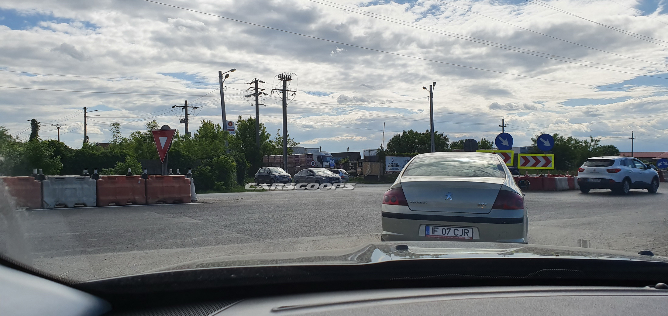 2021 Dacia Logan Spied Rubbing Shoulders With Mysterious Renault Twingo Tester