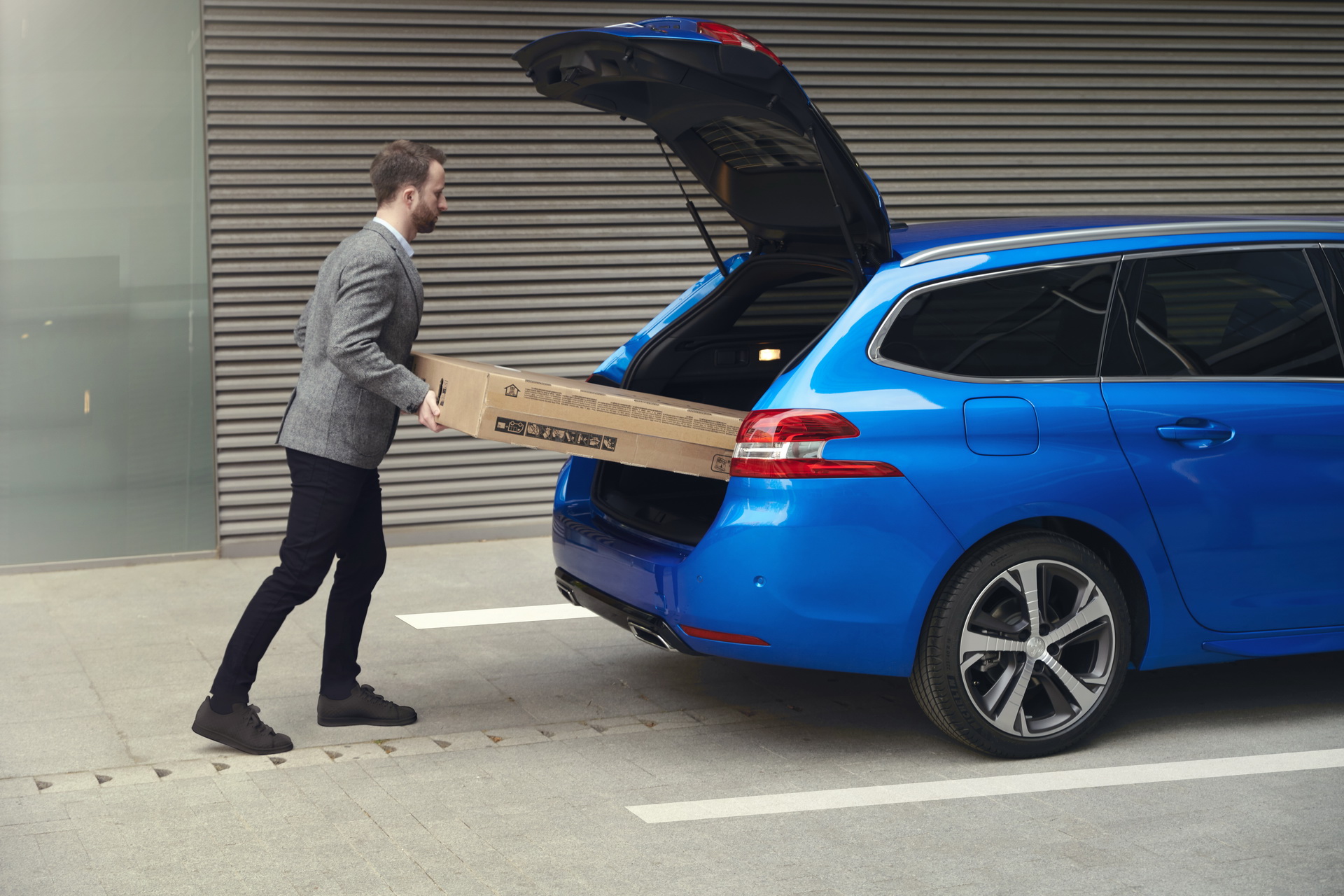 2021 Peugeot 308 Breaks Cover With Digital i-Cockpit, Not Much Else