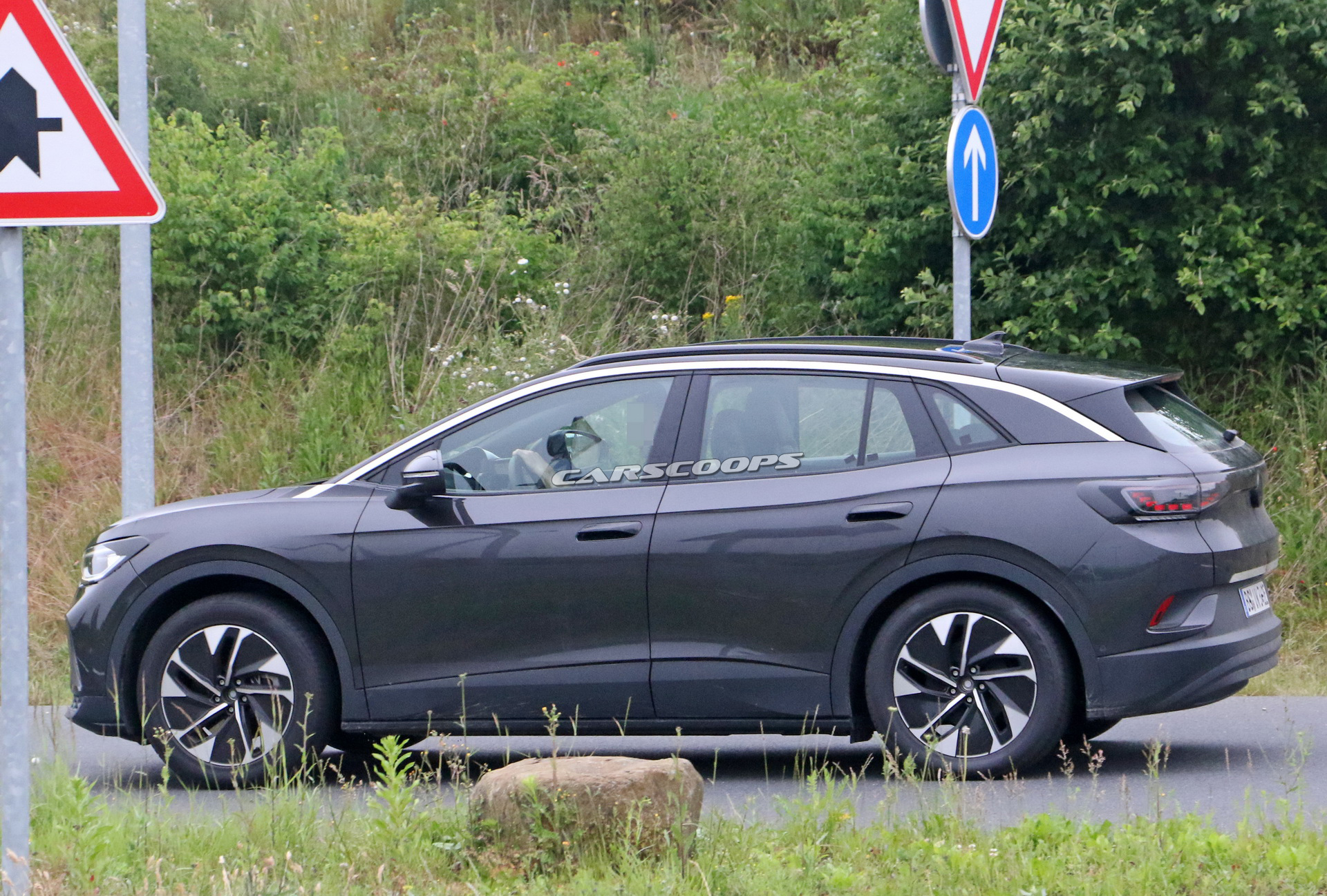 Cheeky 2021 Volkswagen ID.4 Electric Crossover Is Now Disguised As A Kia