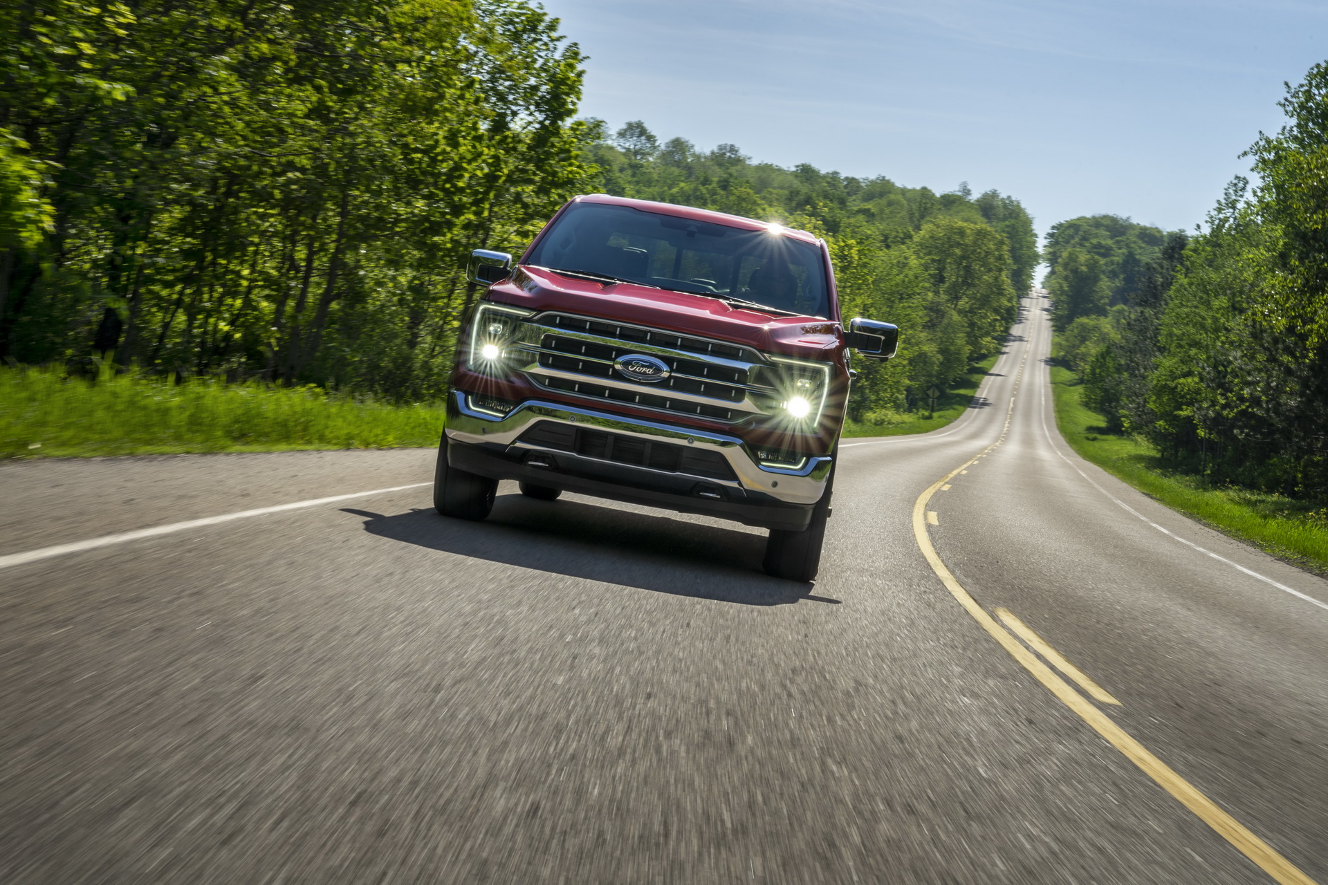 2021 Ford F-150 Leaps Into The Future With New Design And Tech