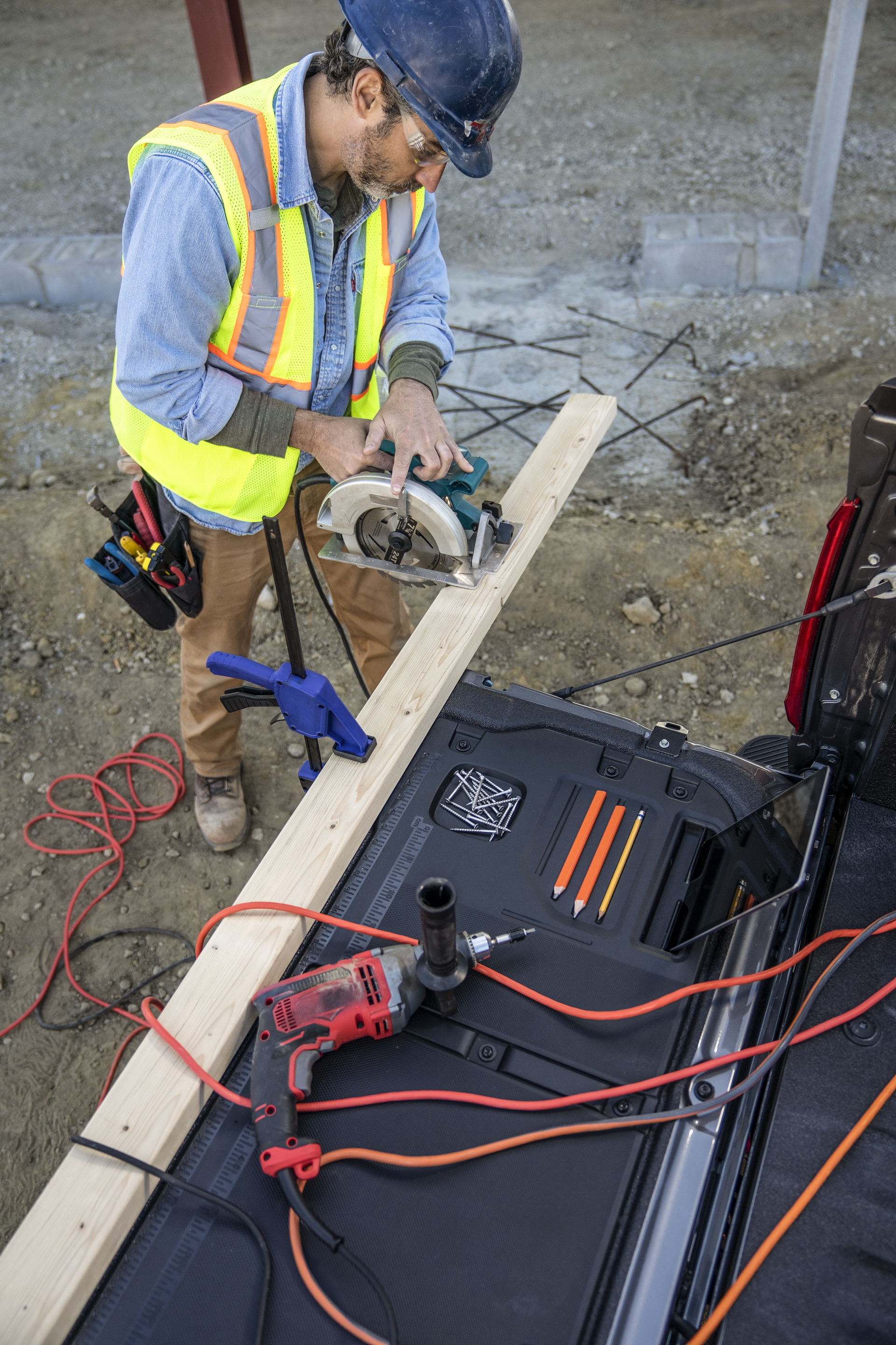 2021 Ford F-150 Leaps Into The Future With New Design And Tech