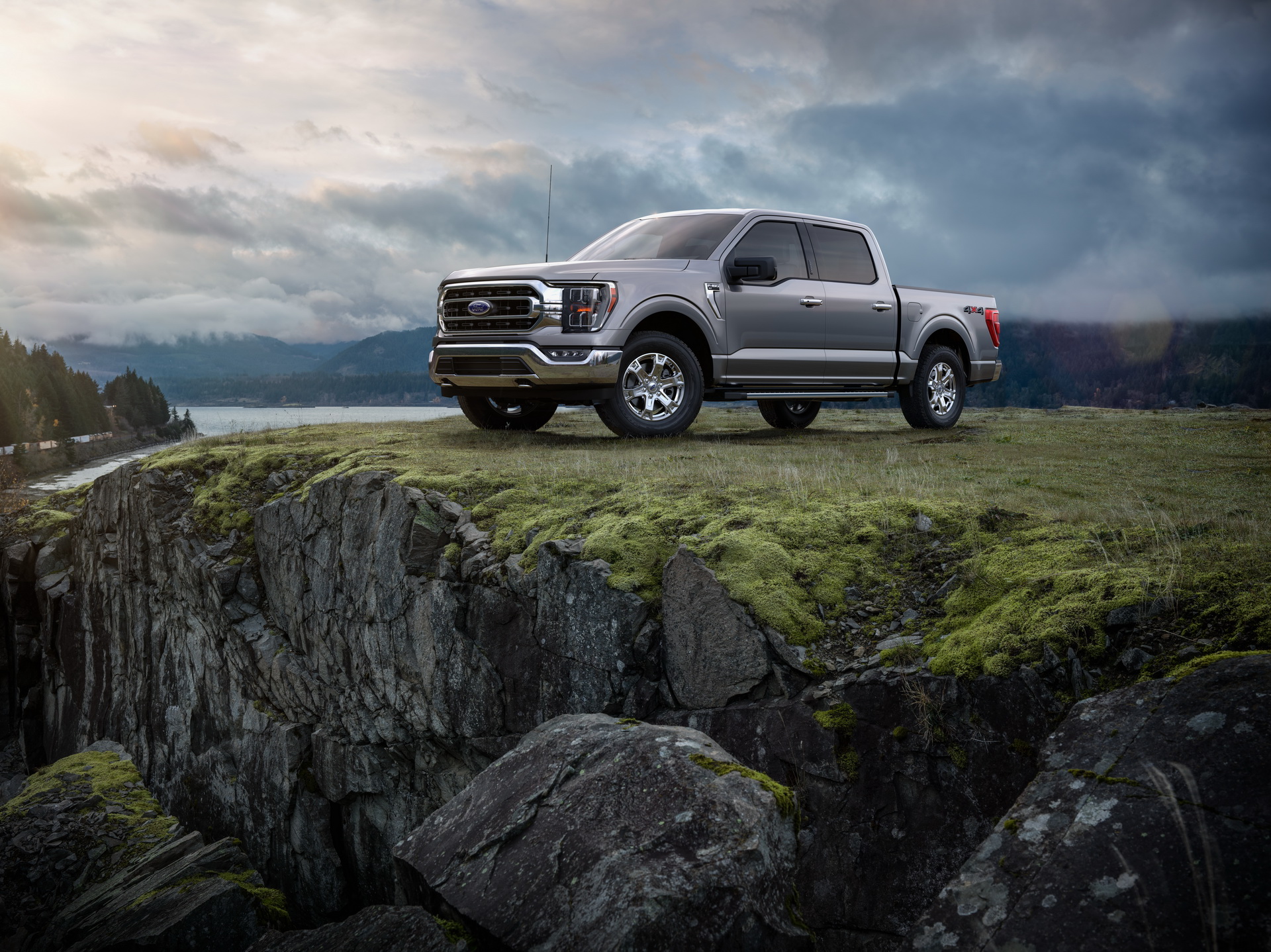 2021 Ford F-150 Leaps Into The Future With New Design And Tech