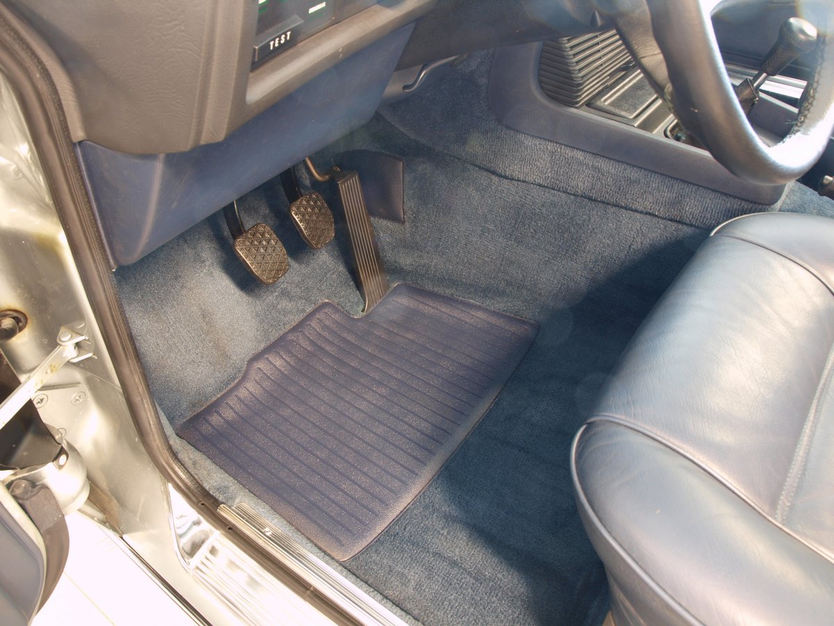 1979 BMW 633 CSi With 1,000 Miles On The Clock Goes For $97k