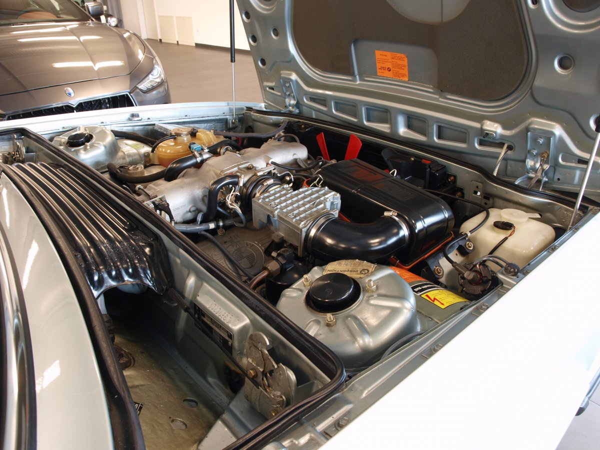 1979 BMW 633 CSi With 1,000 Miles On The Clock Goes For $97k