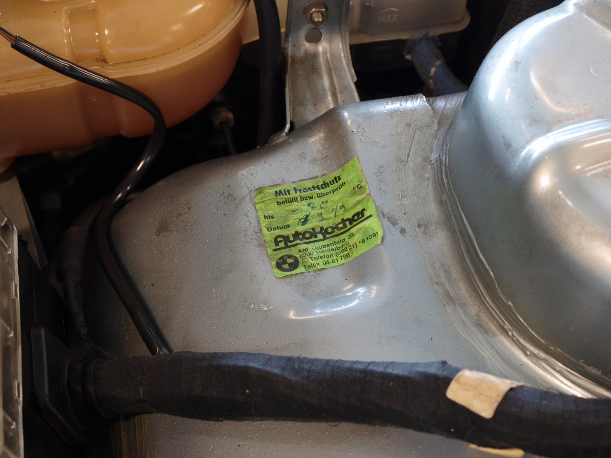 1979 BMW 633 CSi With 1,000 Miles On The Clock Goes For $97k