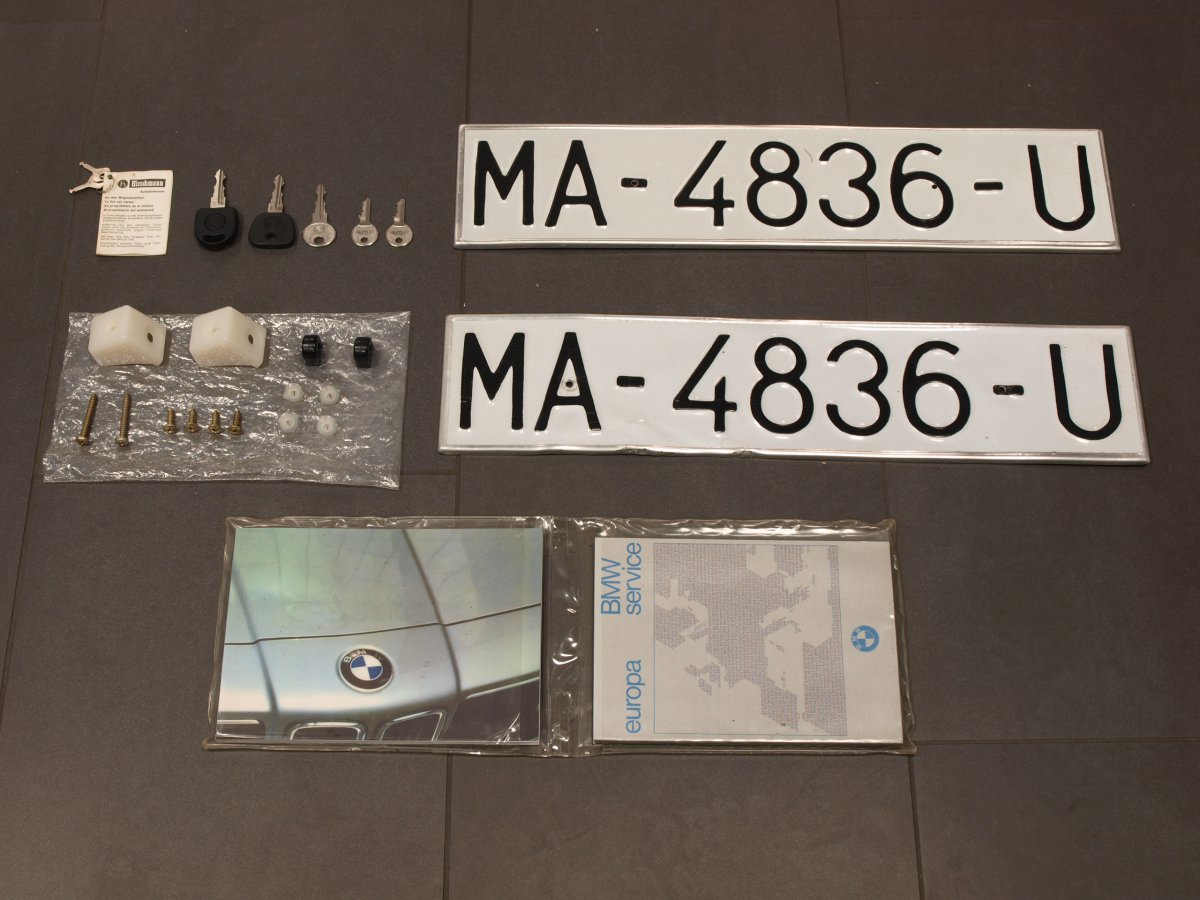 1979 BMW 633 CSi With 1,000 Miles On The Clock Goes For $97k