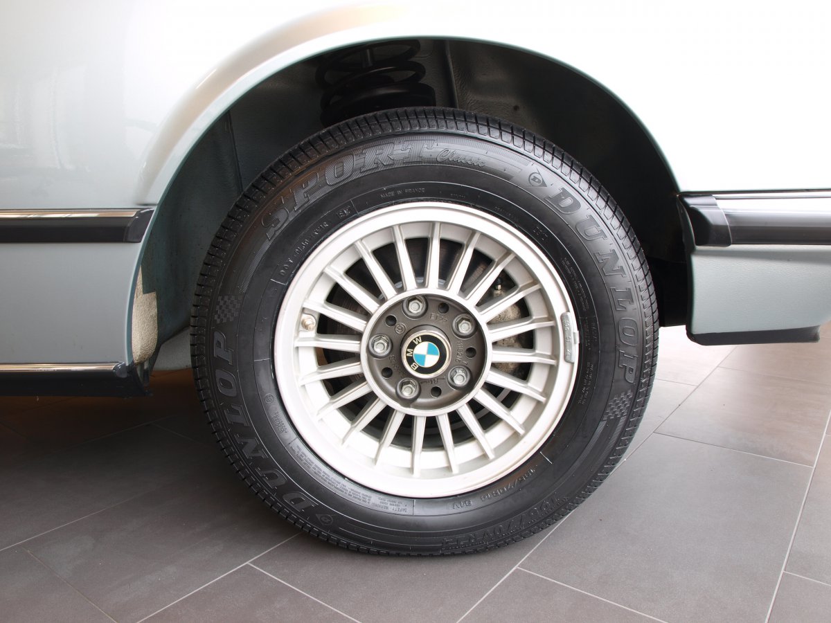 1979 BMW 633 CSi With 1,000 Miles On The Clock Goes For $97k