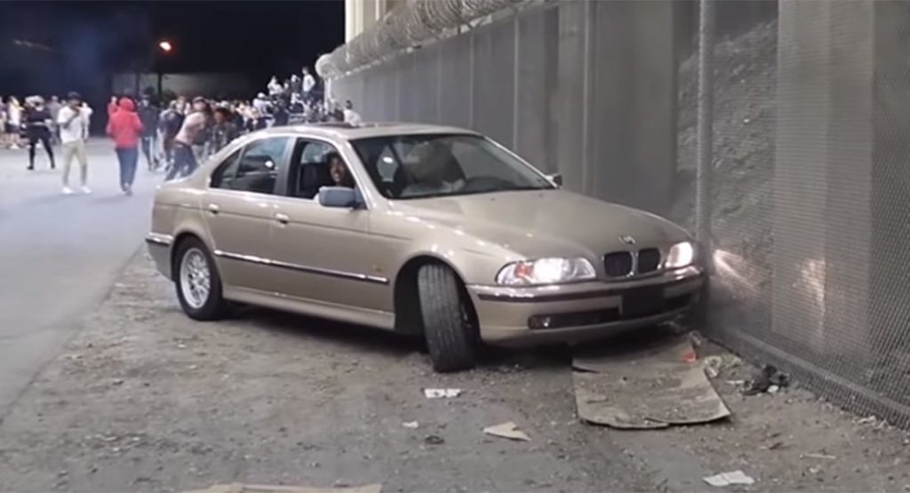  BMW 5-Series Driver Makes Bad Mustang Drivers Look Like Drift Gods