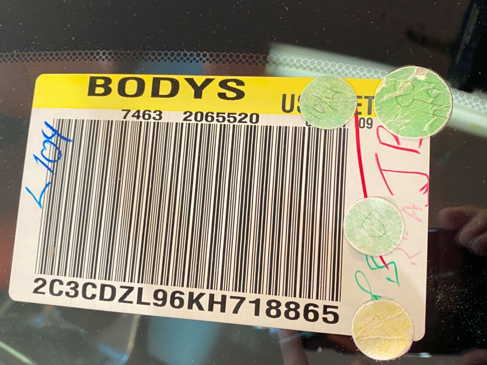 This Dodge Challenger Hellcat Redeye’s Paintjob Is Fittingly Named Plum Crazy