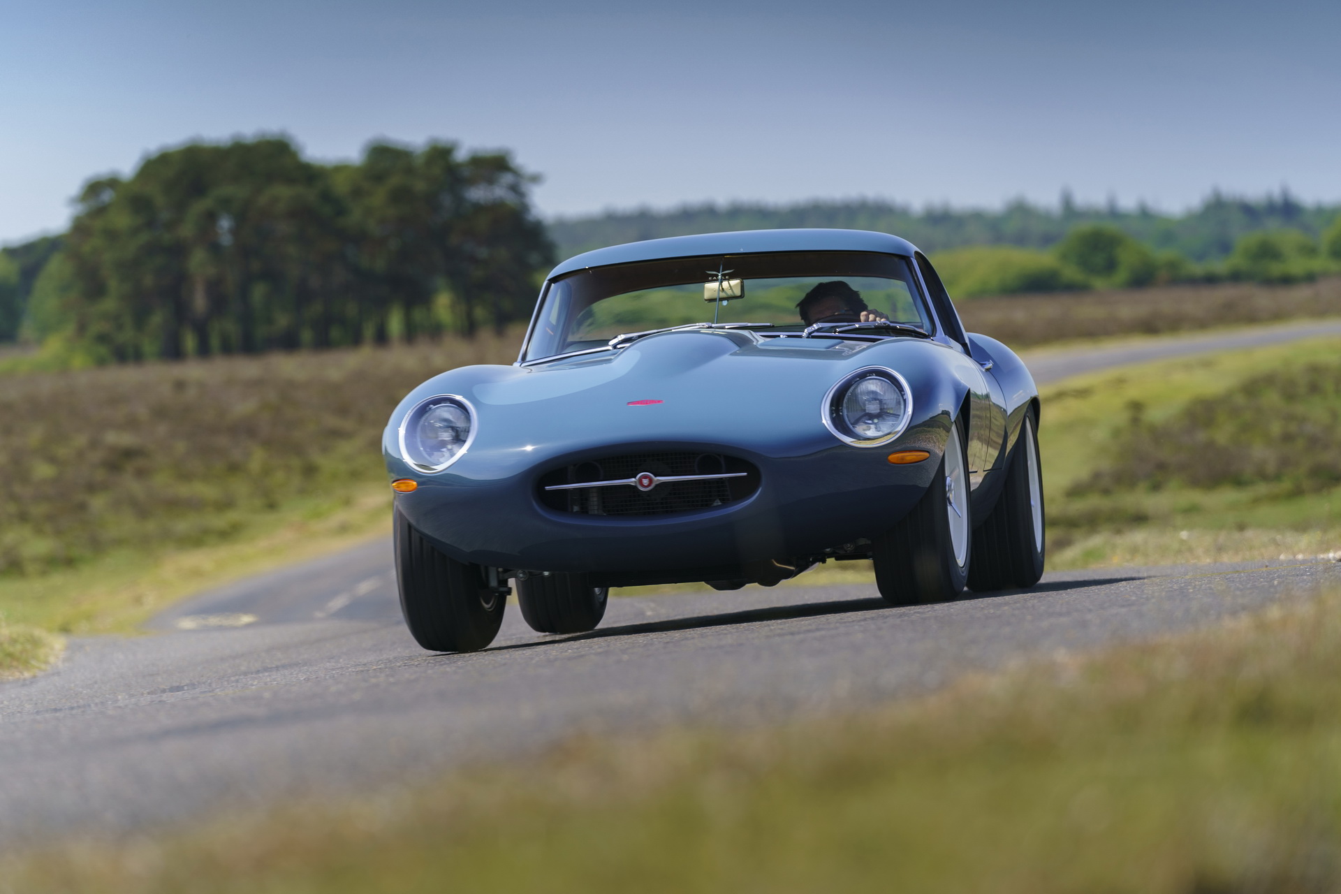 Eagle’s New Lightweight GT Is How You Turn A Jaguar E-Type Into An Art Piece