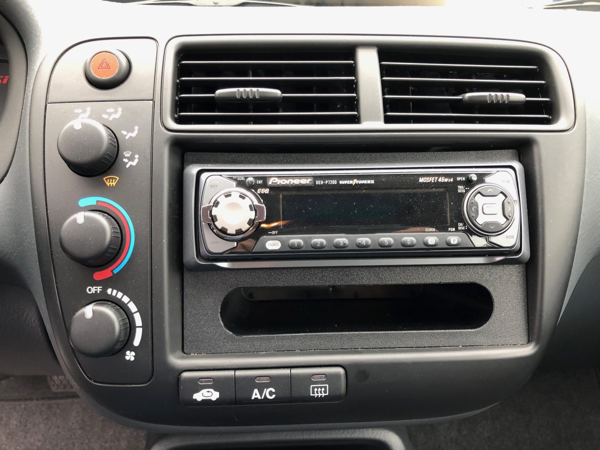 Pristine 2000 Honda Civic Si Sells For An Insane $50,000