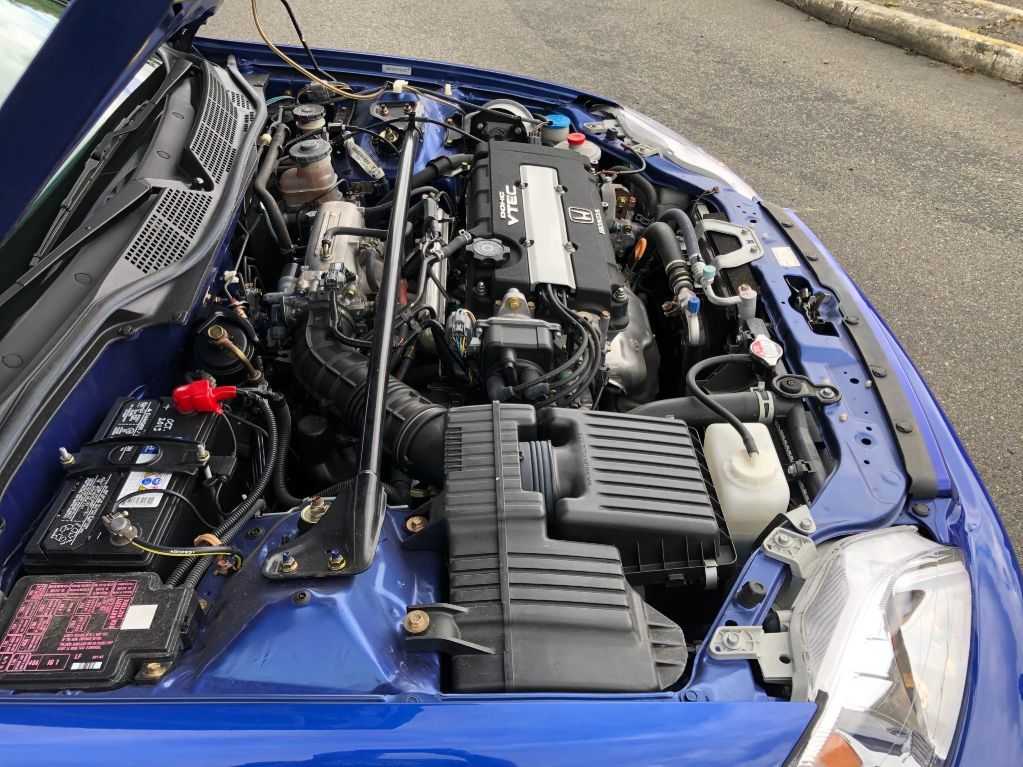 Pristine 2000 Honda Civic Si Sells For An Insane $50,000