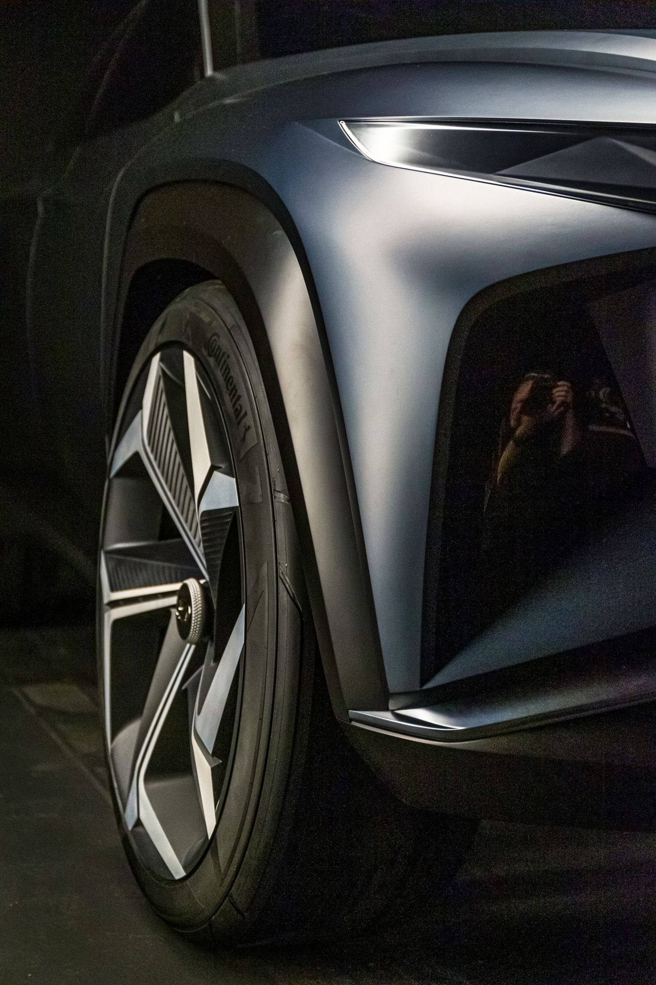 Hyundai Design Boss Presents Striking Vision T Concept In Walkaround Video