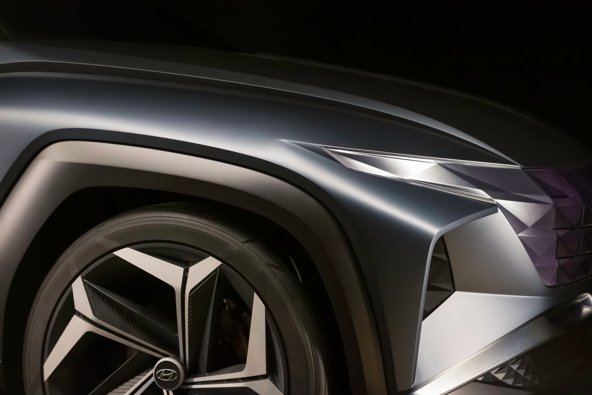 Hyundai Design Boss Presents Striking Vision T Concept In Walkaround Video