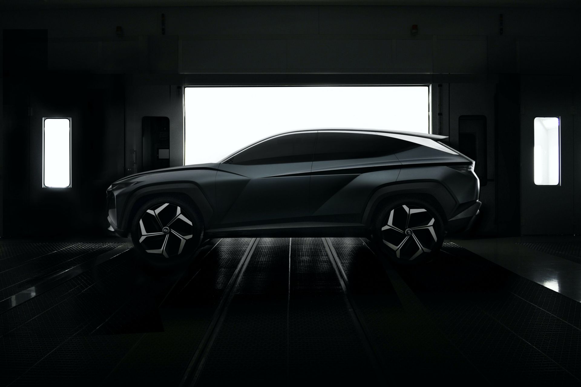 Hyundai Design Boss Presents Striking Vision T Concept In Walkaround Video