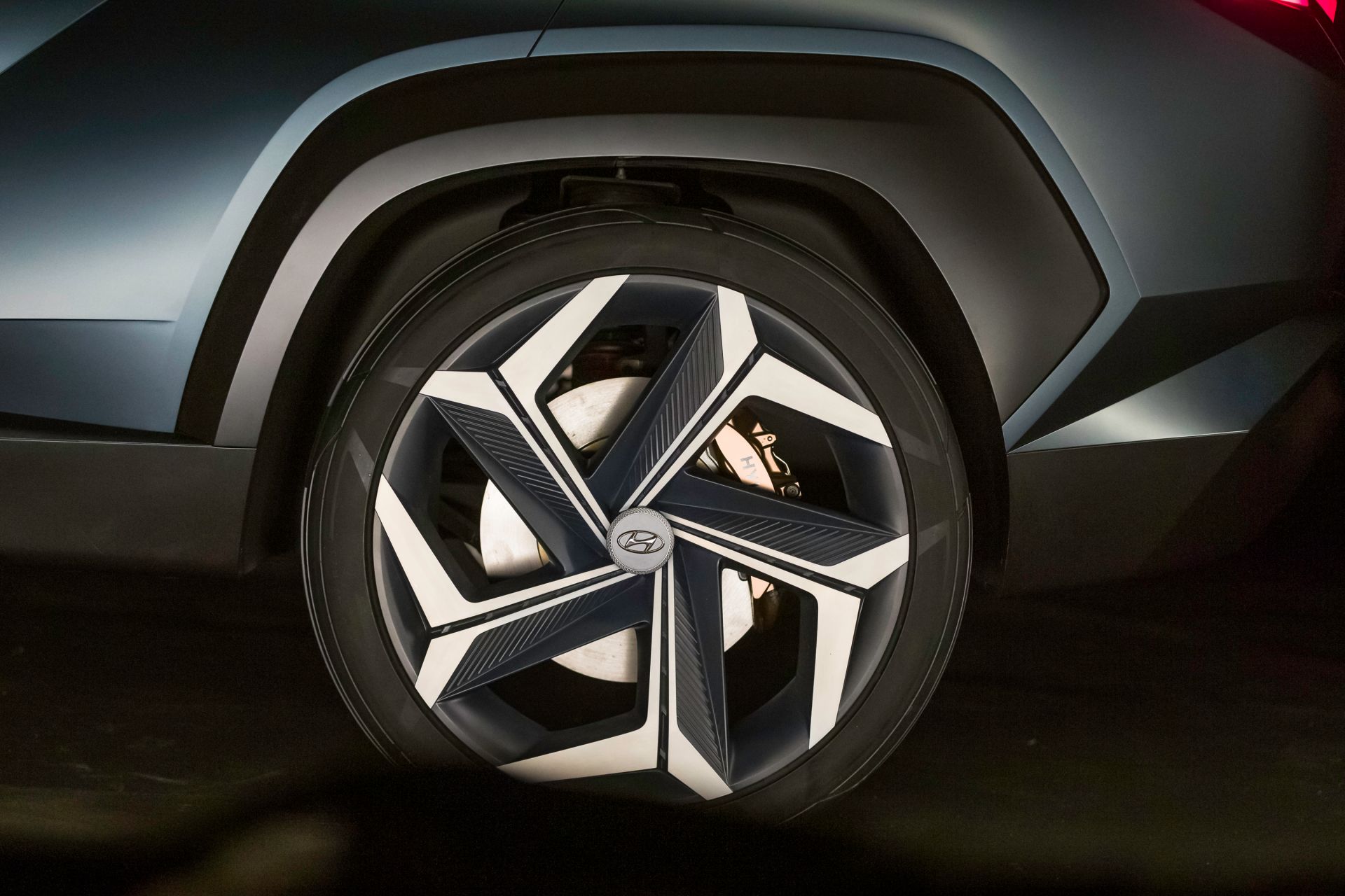 Hyundai Design Boss Presents Striking Vision T Concept In Walkaround Video