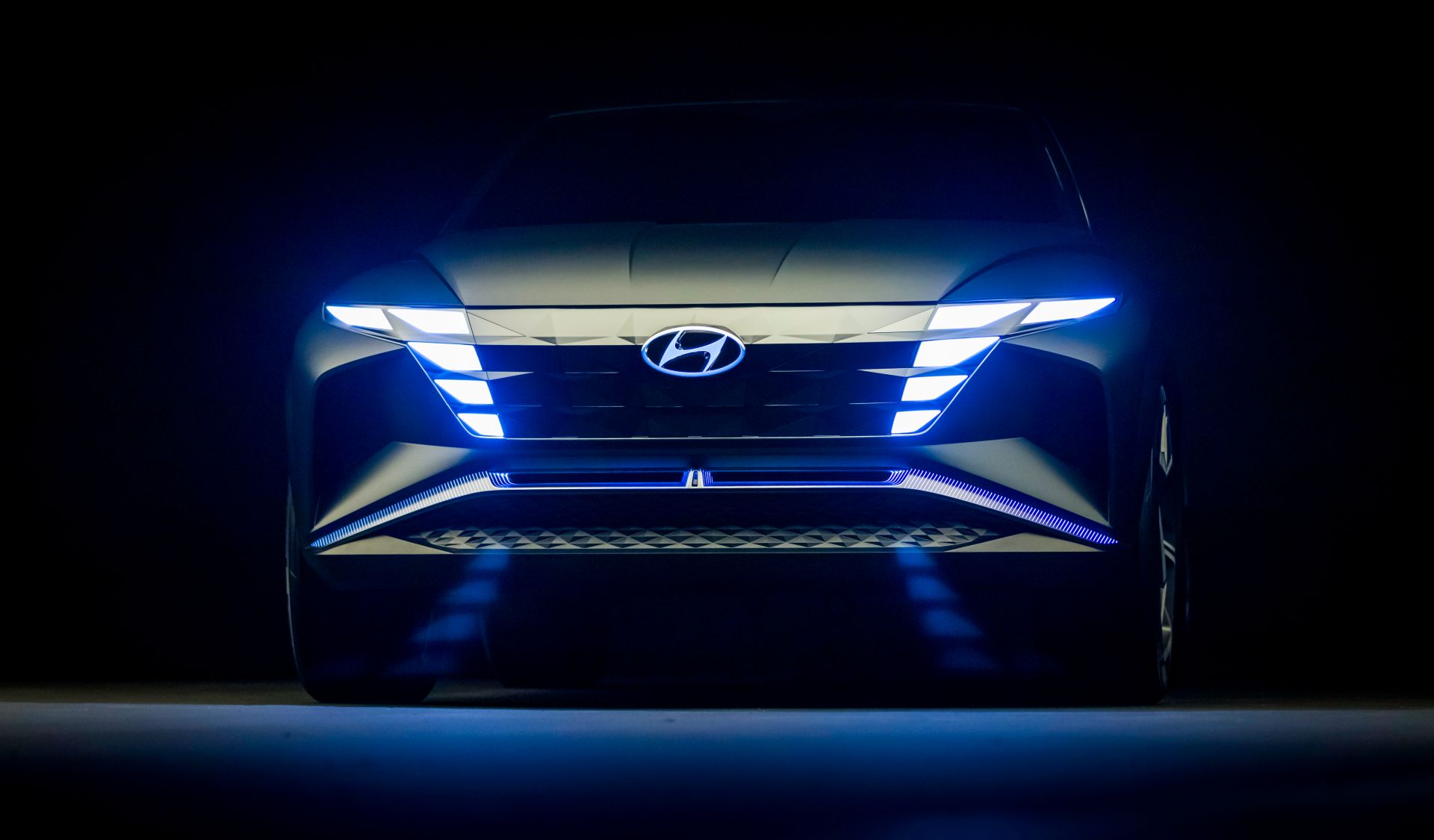 Hyundai Design Boss Presents Striking Vision T Concept In Walkaround Video