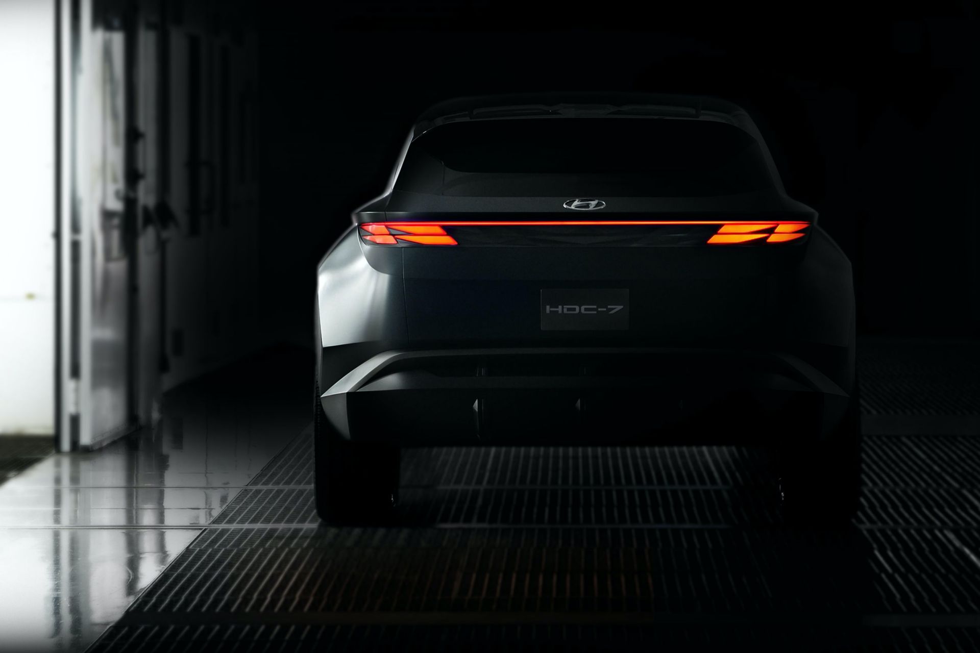 Hyundai Design Boss Presents Striking Vision T Concept In Walkaround Video