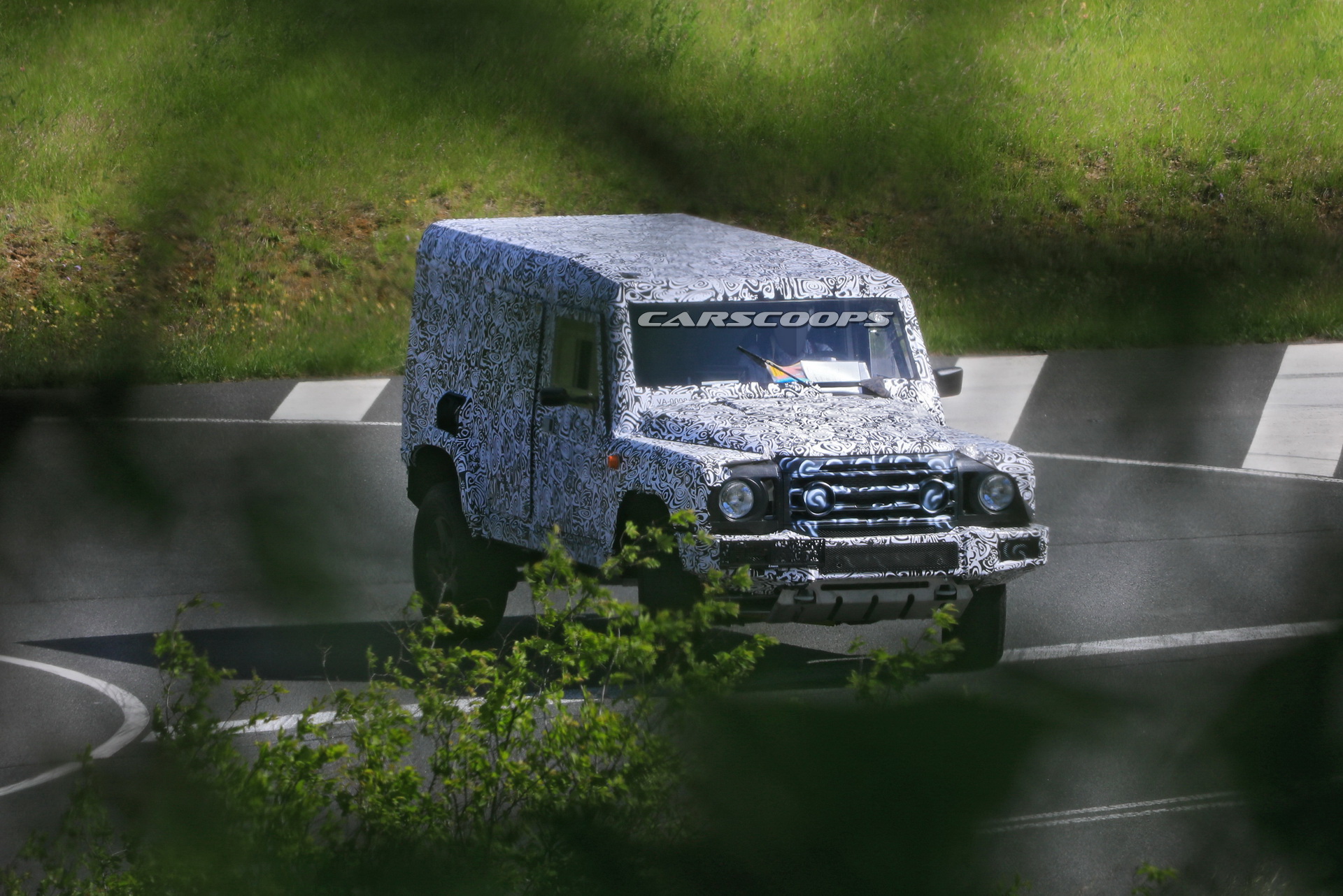 Defender-Inspired INEOS Grenadier Off-Roader Makes Its Spy Debut