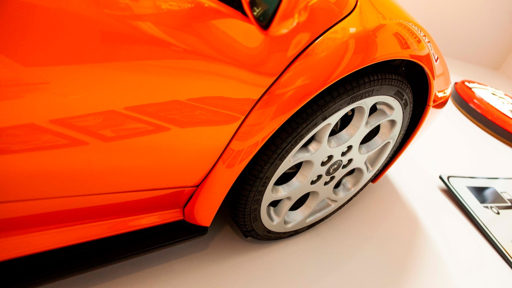 Have Any Empty Wall? Stick This Lamborghini Diablo VT On It