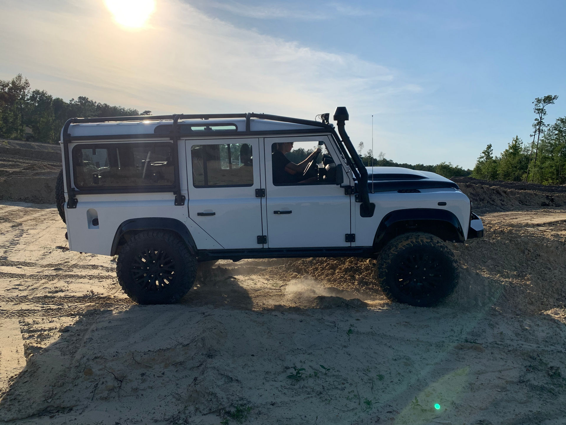 Osprey’s Classic Land Rover Defender Restomod Costs Nearly As Much As Four New Defender 110s