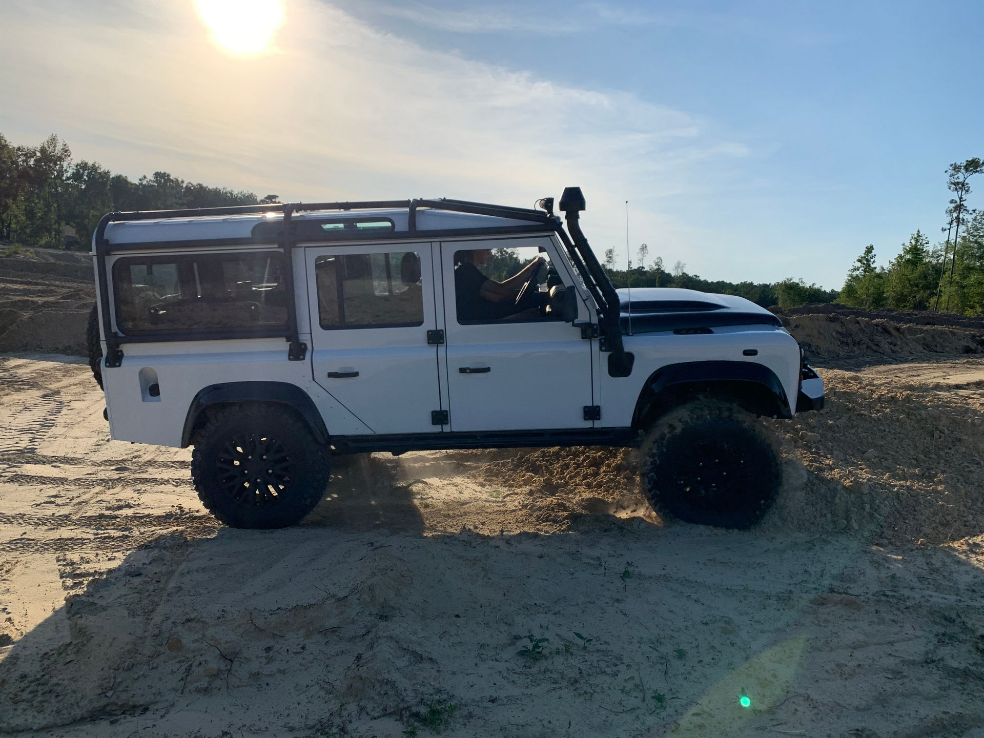Osprey’s Classic Land Rover Defender Restomod Costs Nearly As Much As Four New Defender 110s