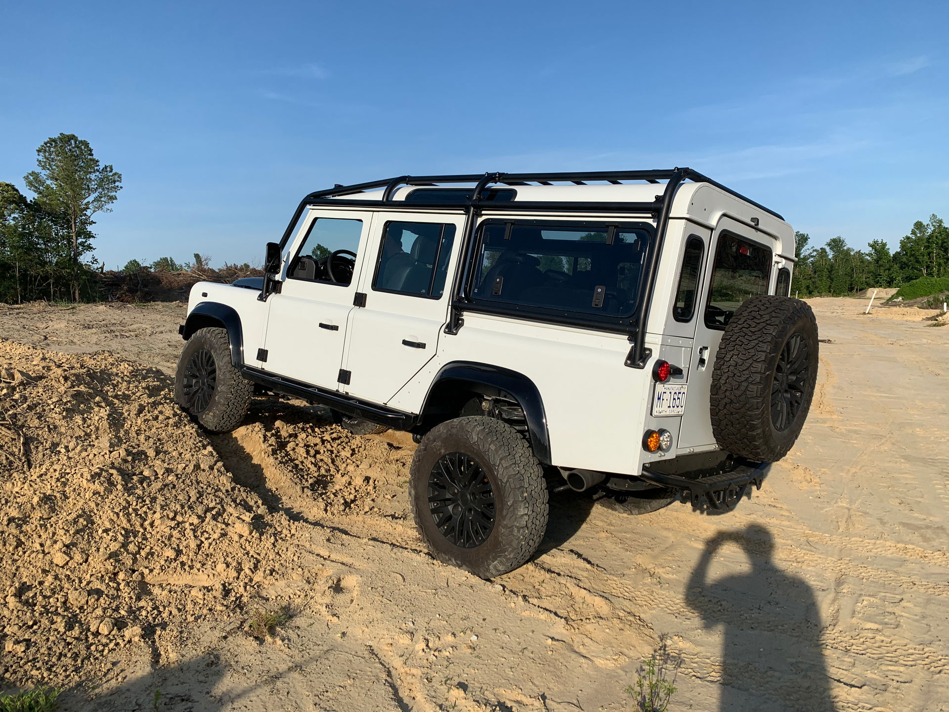 Osprey’s Classic Land Rover Defender Restomod Costs Nearly As Much As Four New Defender 110s