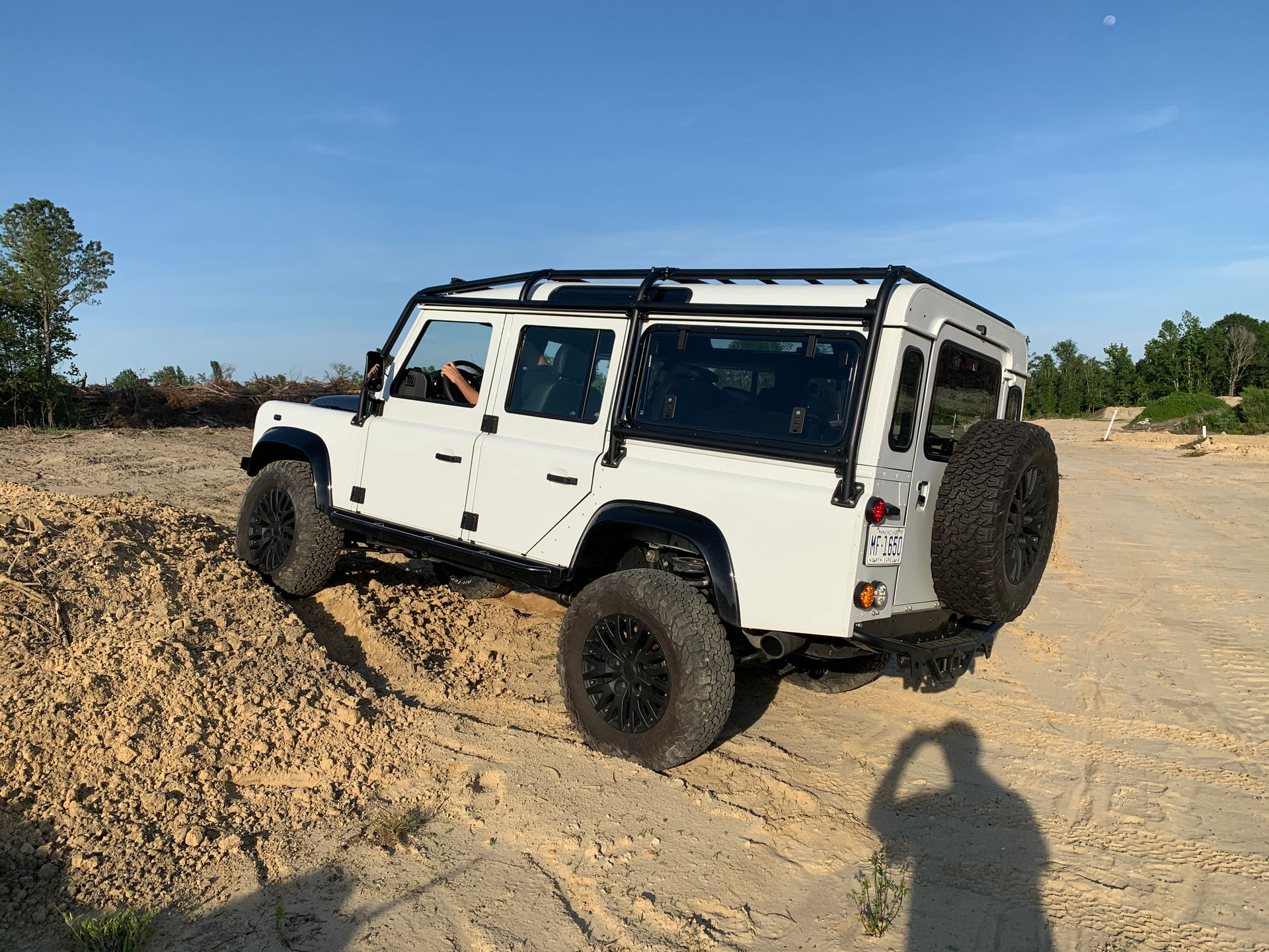 Osprey’s Classic Land Rover Defender Restomod Costs Nearly As Much As Four New Defender 110s