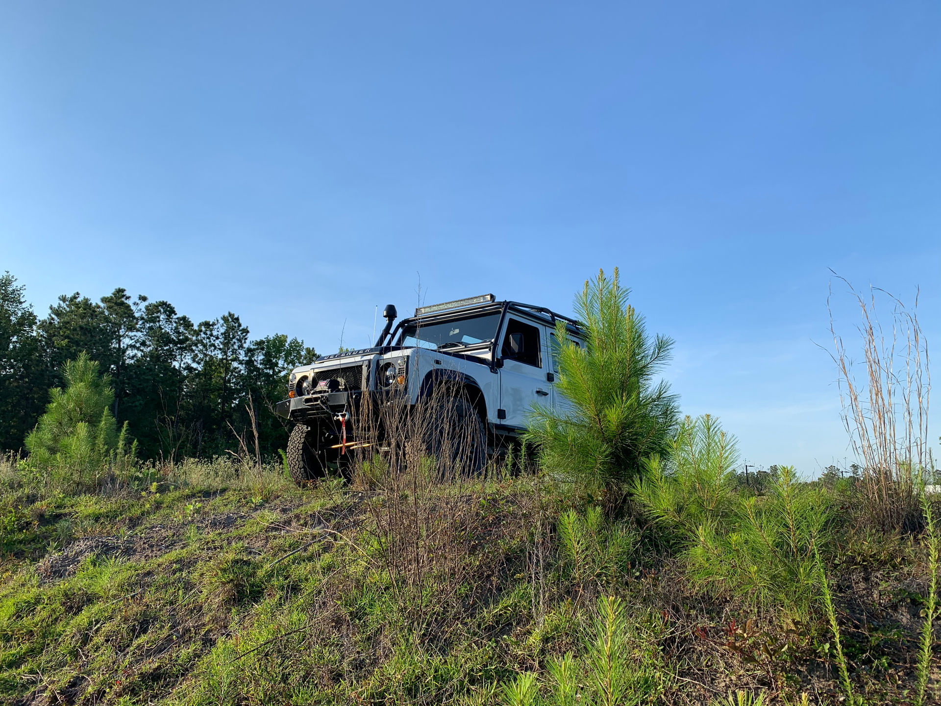 Osprey’s Classic Land Rover Defender Restomod Costs Nearly As Much As Four New Defender 110s