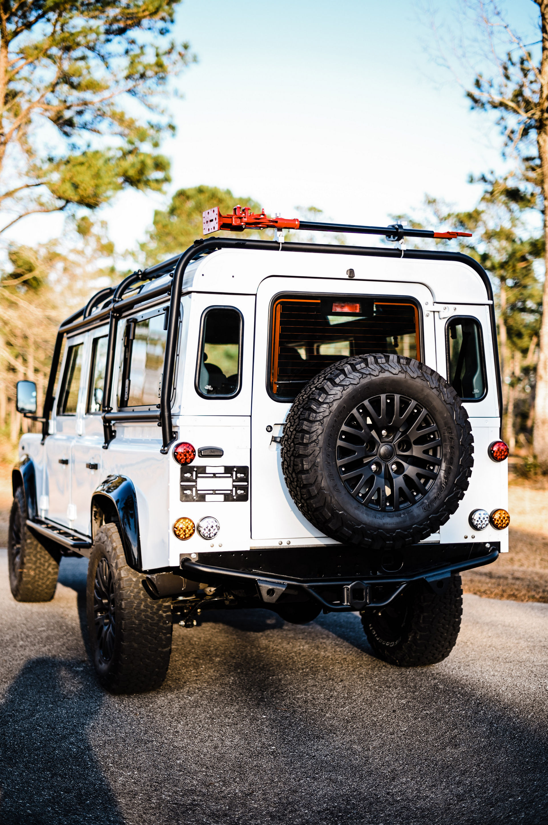 Osprey’s Classic Land Rover Defender Restomod Costs Nearly As Much As Four New Defender 110s